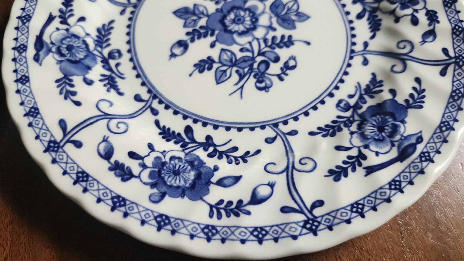 Johnson Brothers Indies Bread Plates Set of 2 6″ England Blue White Appetizer