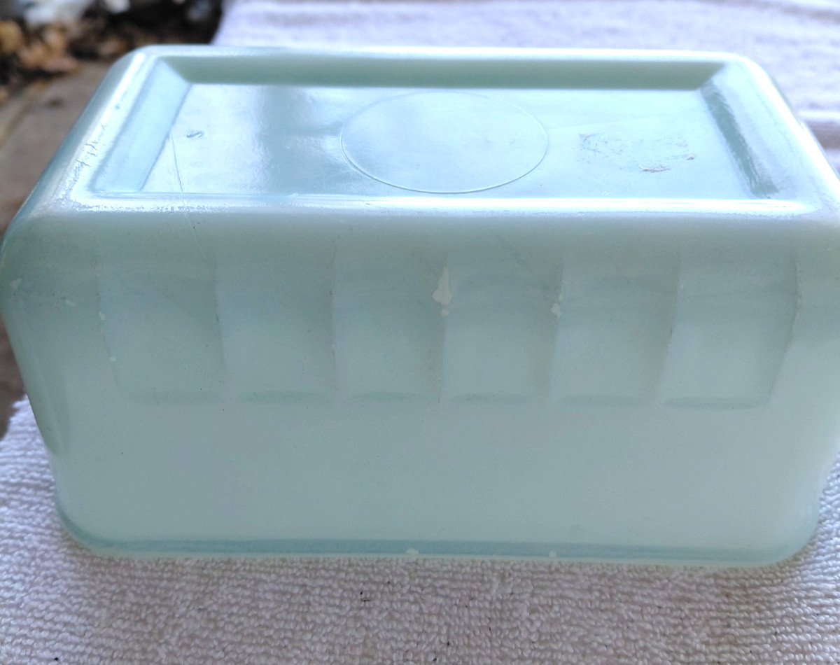 vintage turquoise glasbake refrigerator dish 6”