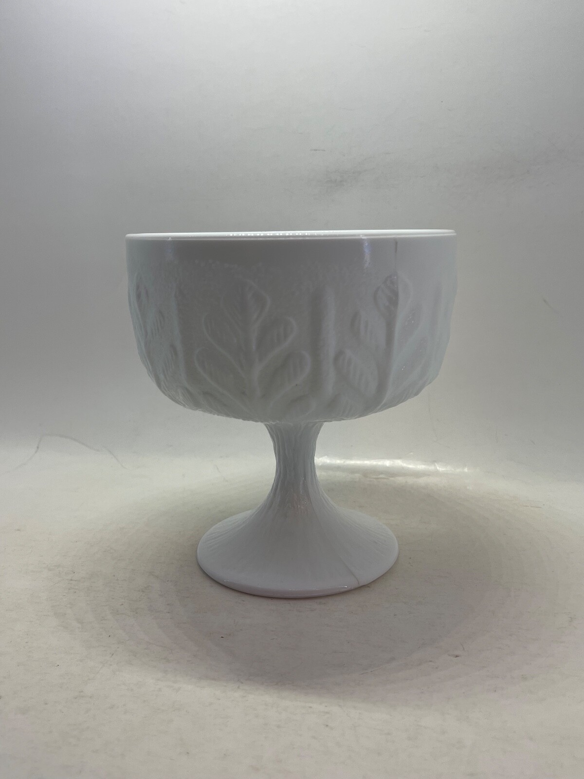 Vintage FTD 1975 White Milk Glass Oak Leaf Footed Compote Bowl Pedestal