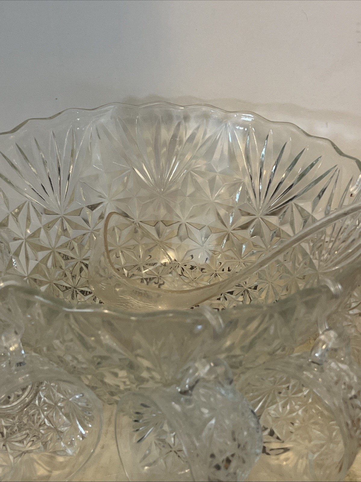 Vintage Anchor Hocking Arlington 16pc Punch Bowl Set Original Box 300/279C