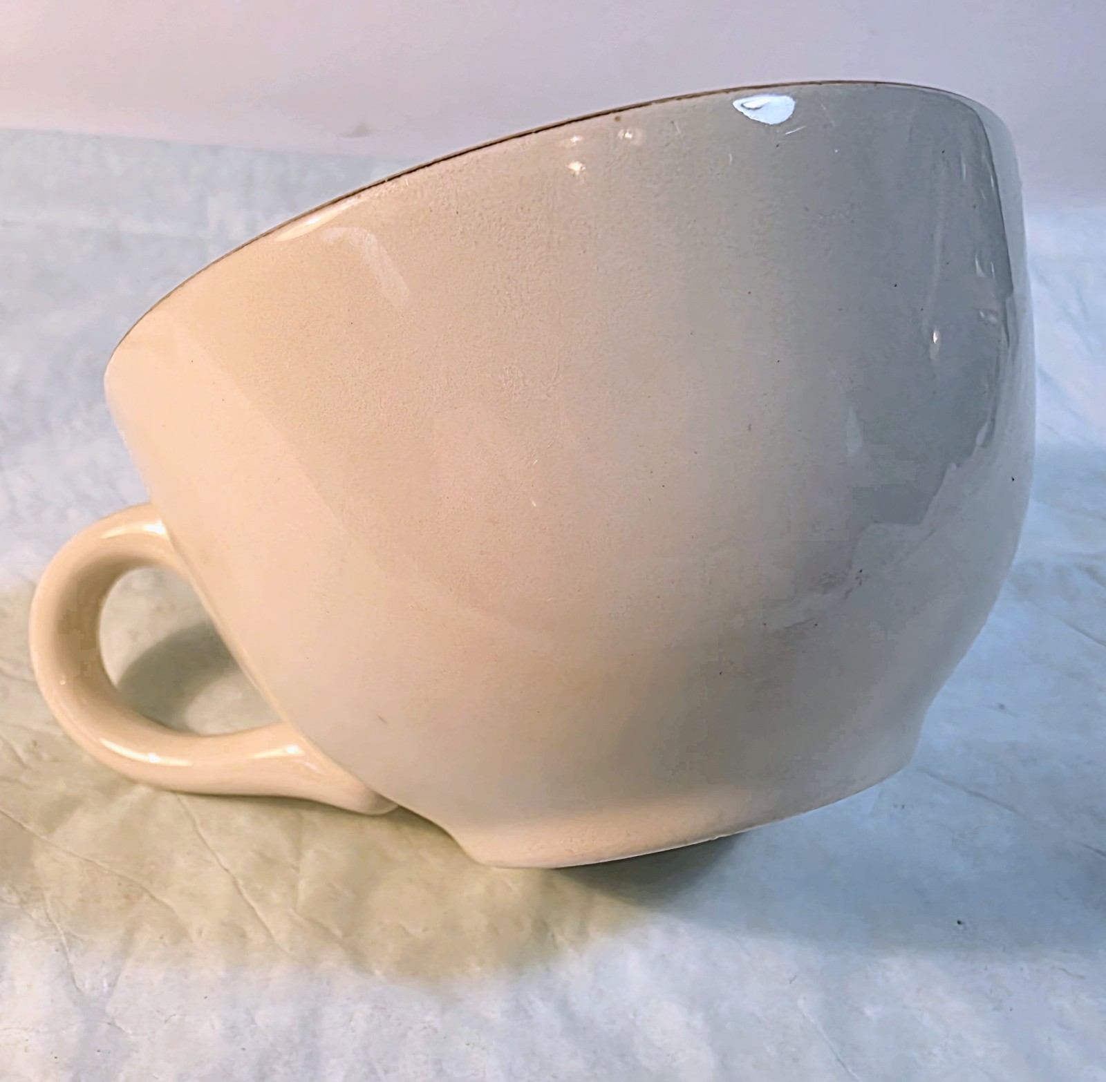 Golden Wheat Cup & Saucer Set 4-Piece (2 Sets) White w/ Gold Trim Japan
