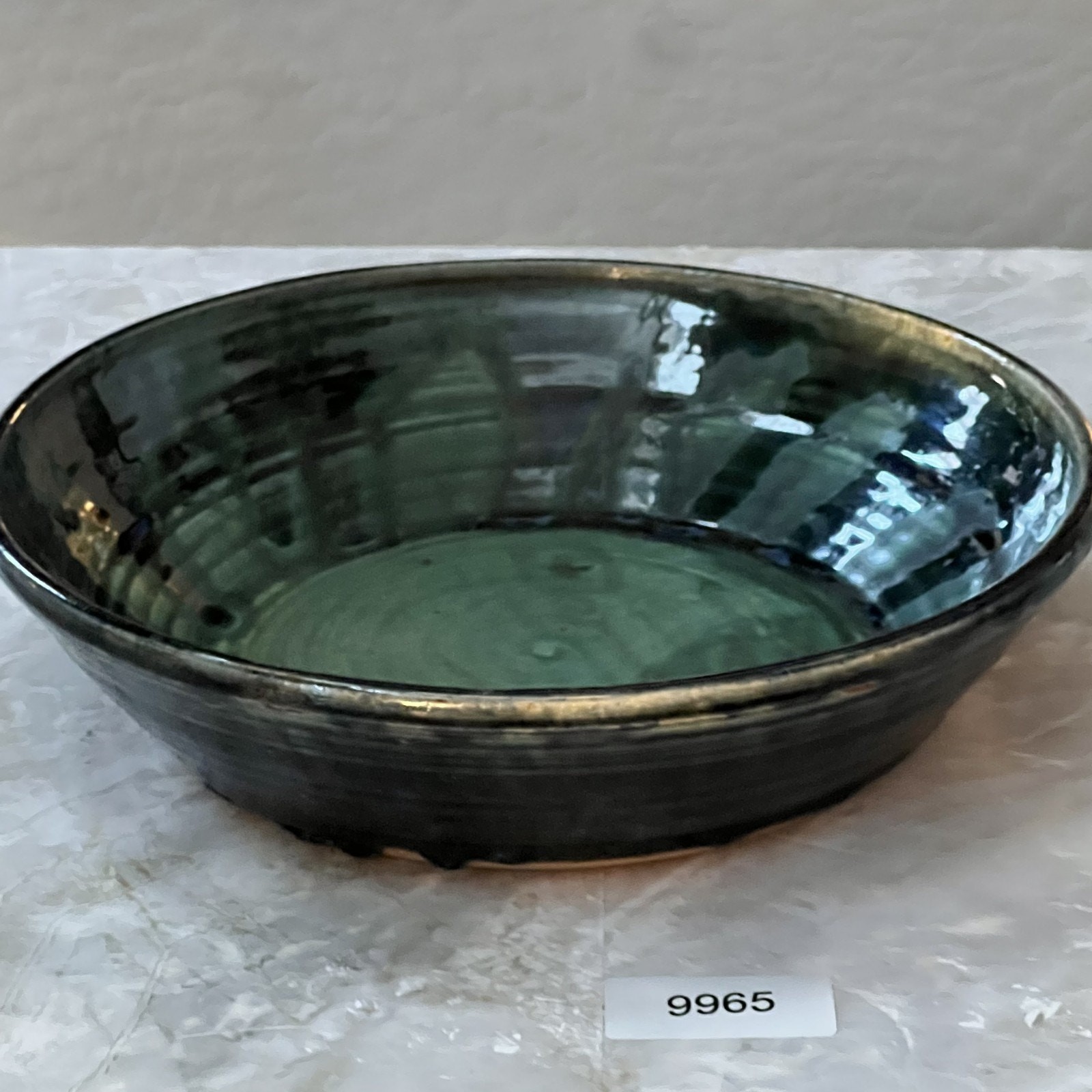 1995 Studio Art Pottery Bowl 11″ Dark Green Glaze Drip Glossy Finish