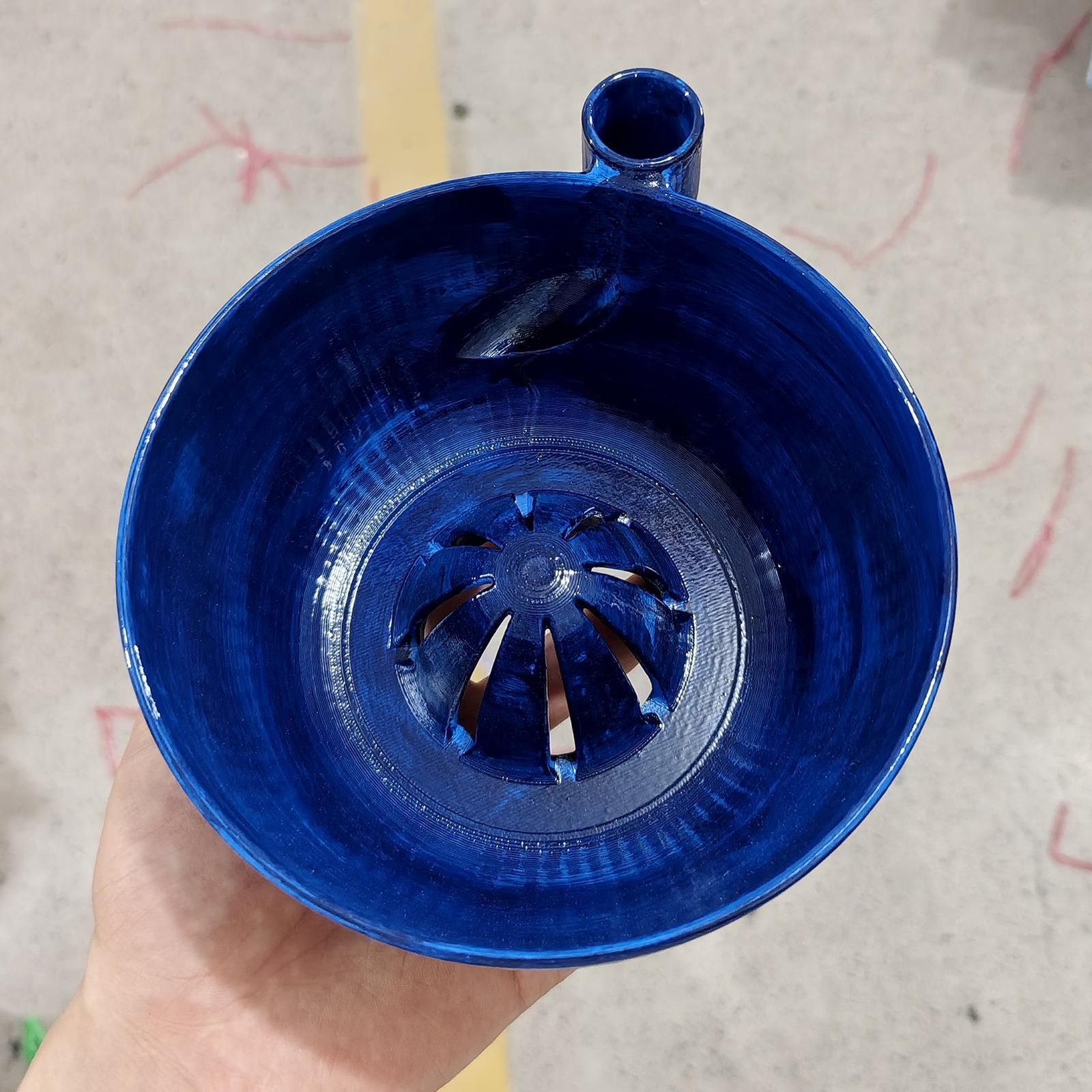 Self Rotating Berry Bowl 3D Printed Quick Self Rotating Basket with top sale