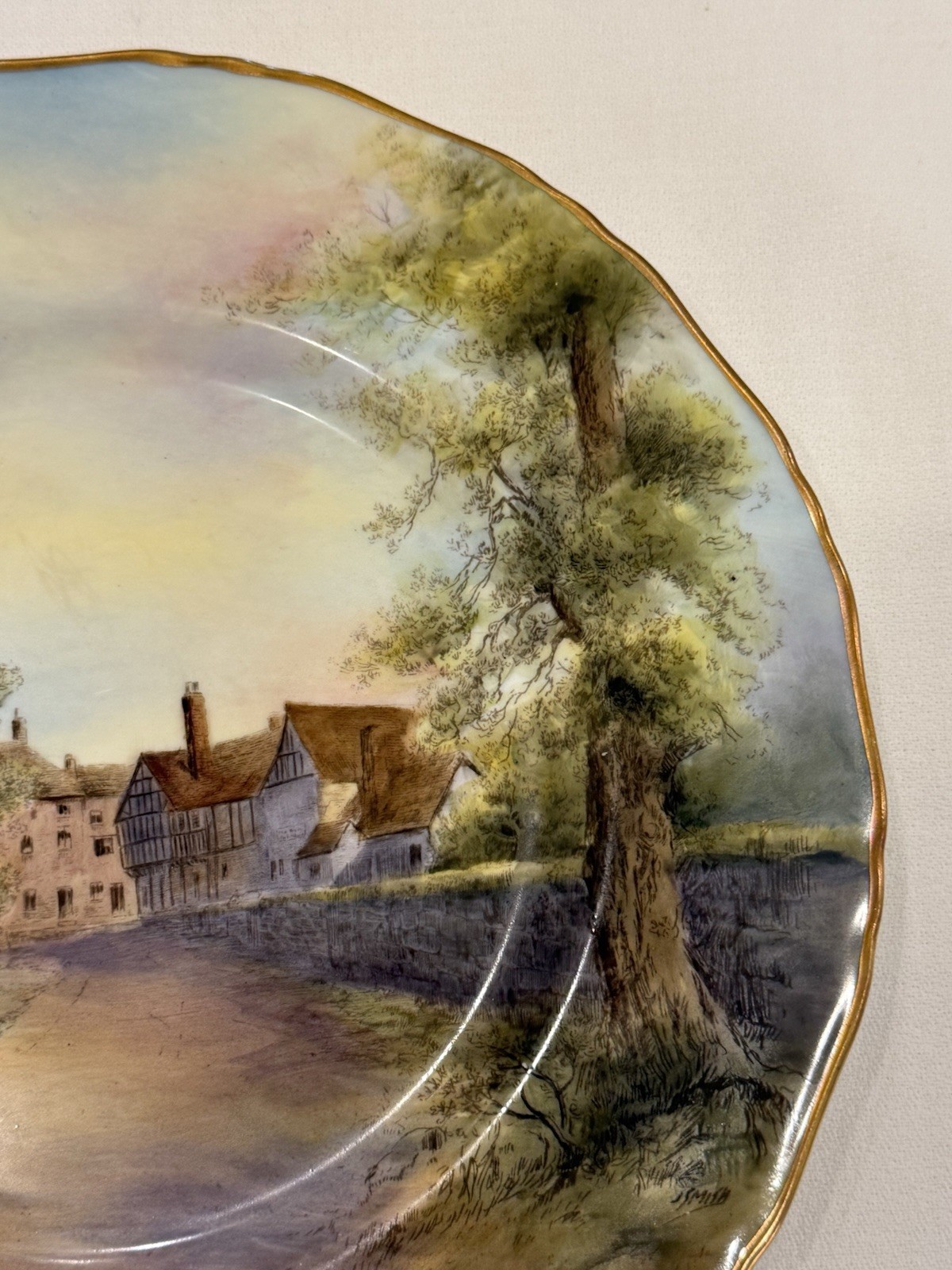 Pristine 1952 Royal Worcester Tewkesbury Plate Signed J. Smith 10.5″