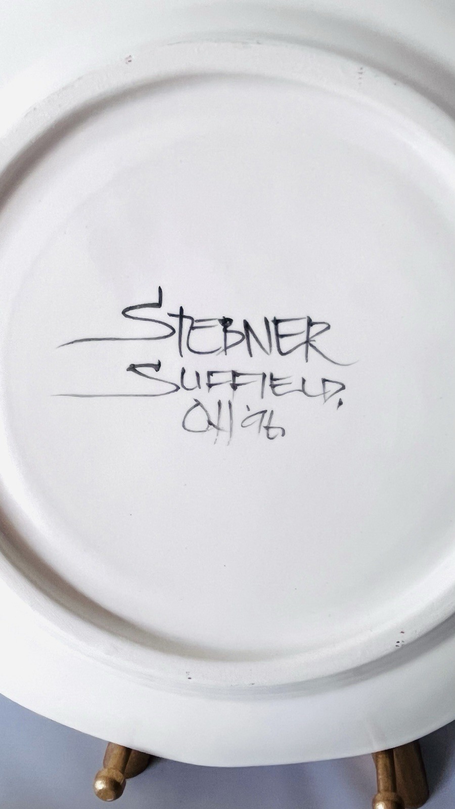 Bruce Stebner Stoneware Dinner Plates Stoneware 1996 Set of 3 Farmers Garden Bee