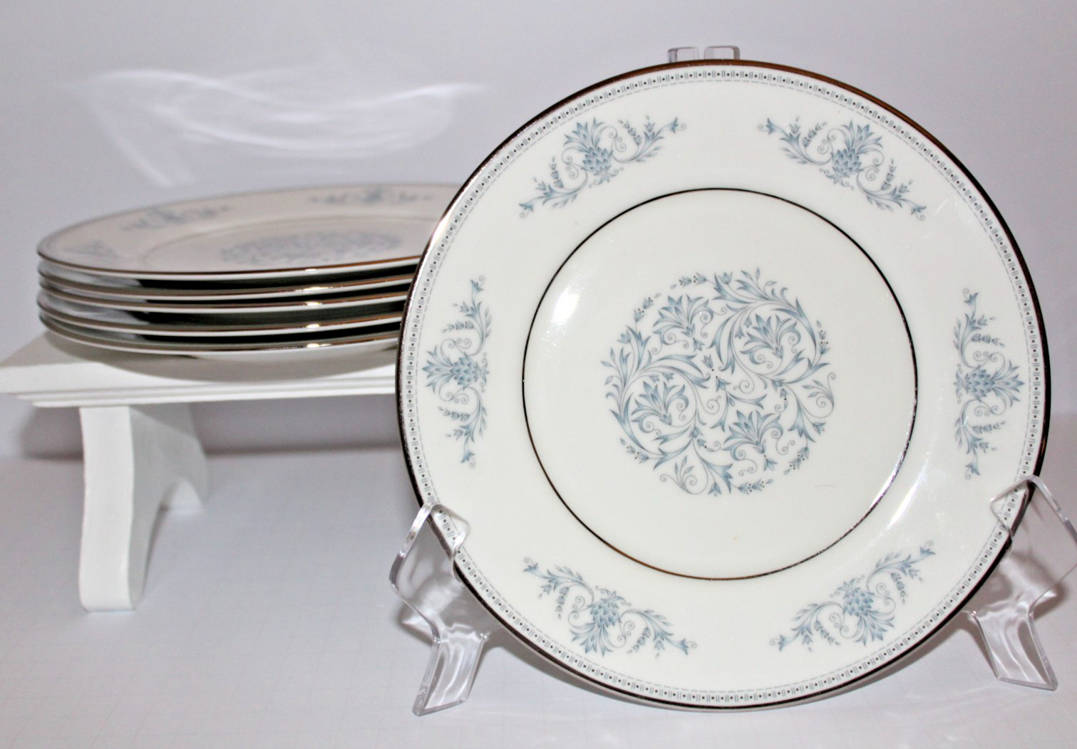 Set of 6 Vintage Oxford Bryn Mawr Bone China 8 1/4″ Plates