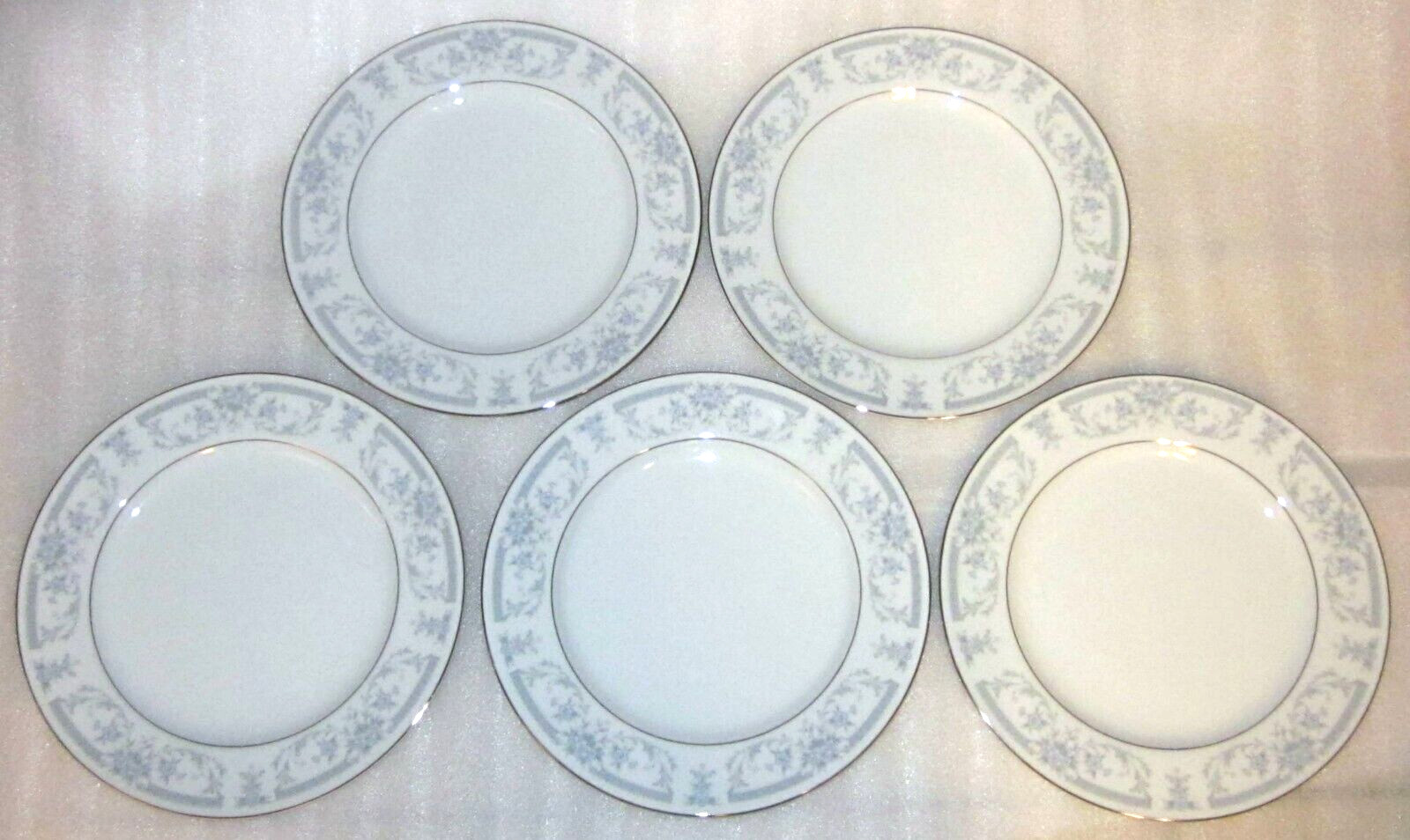 SET OF 5 ~ NEW ~ SHEFFIELD Fine China BLUE WHISPER 10 3/8″ DINNER PLATES JAPAN