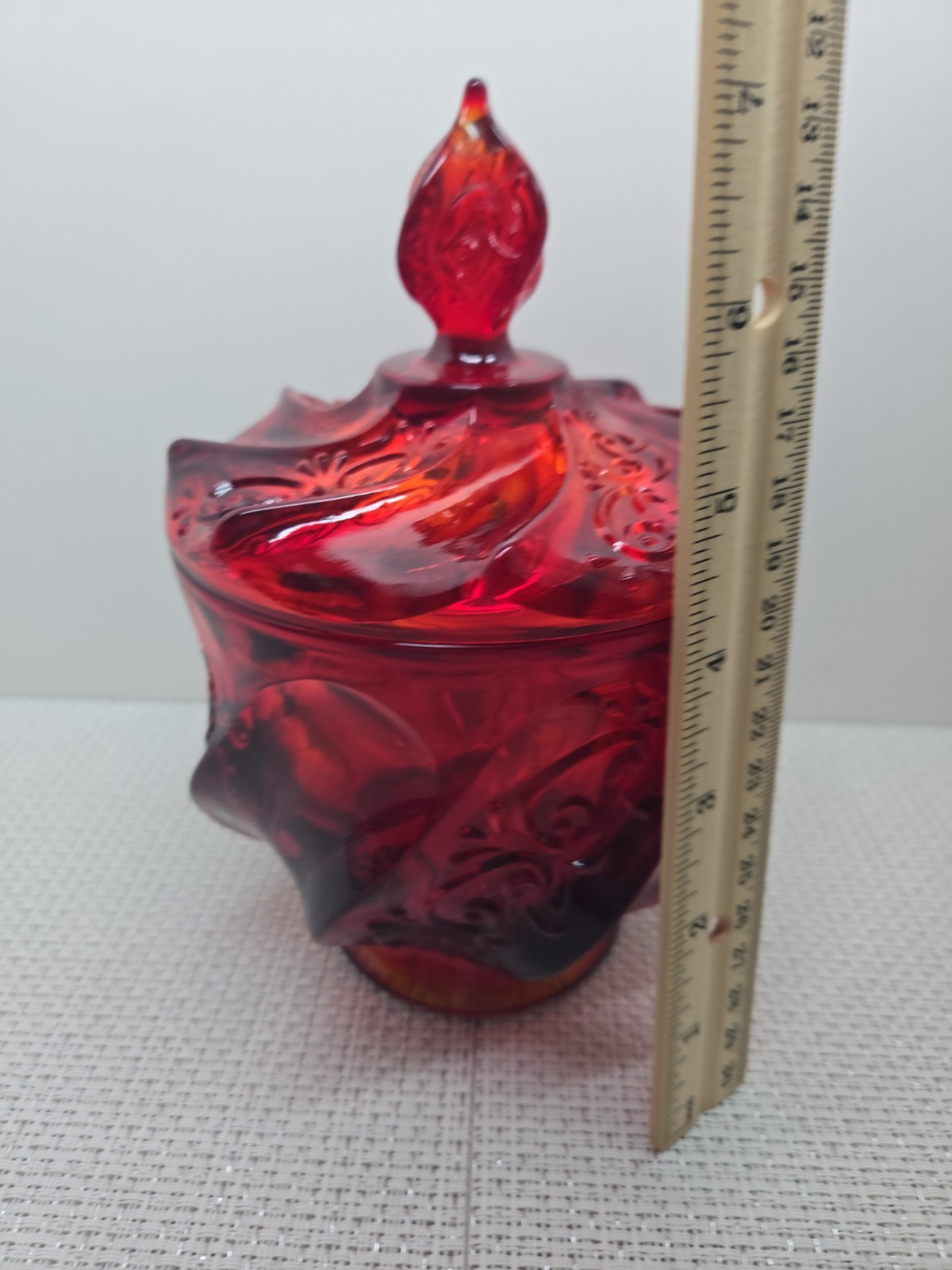 Vtg Fenton Ruby Red Amberina Glass Paisley Petal Covered Candy Dish w/Lid 7.5 in