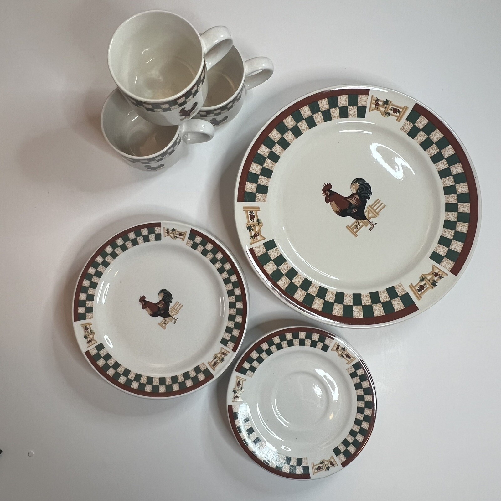 Vintage Betty Crocker Country Inn Collection Stoneware Dish Set Rooster 15 Piece