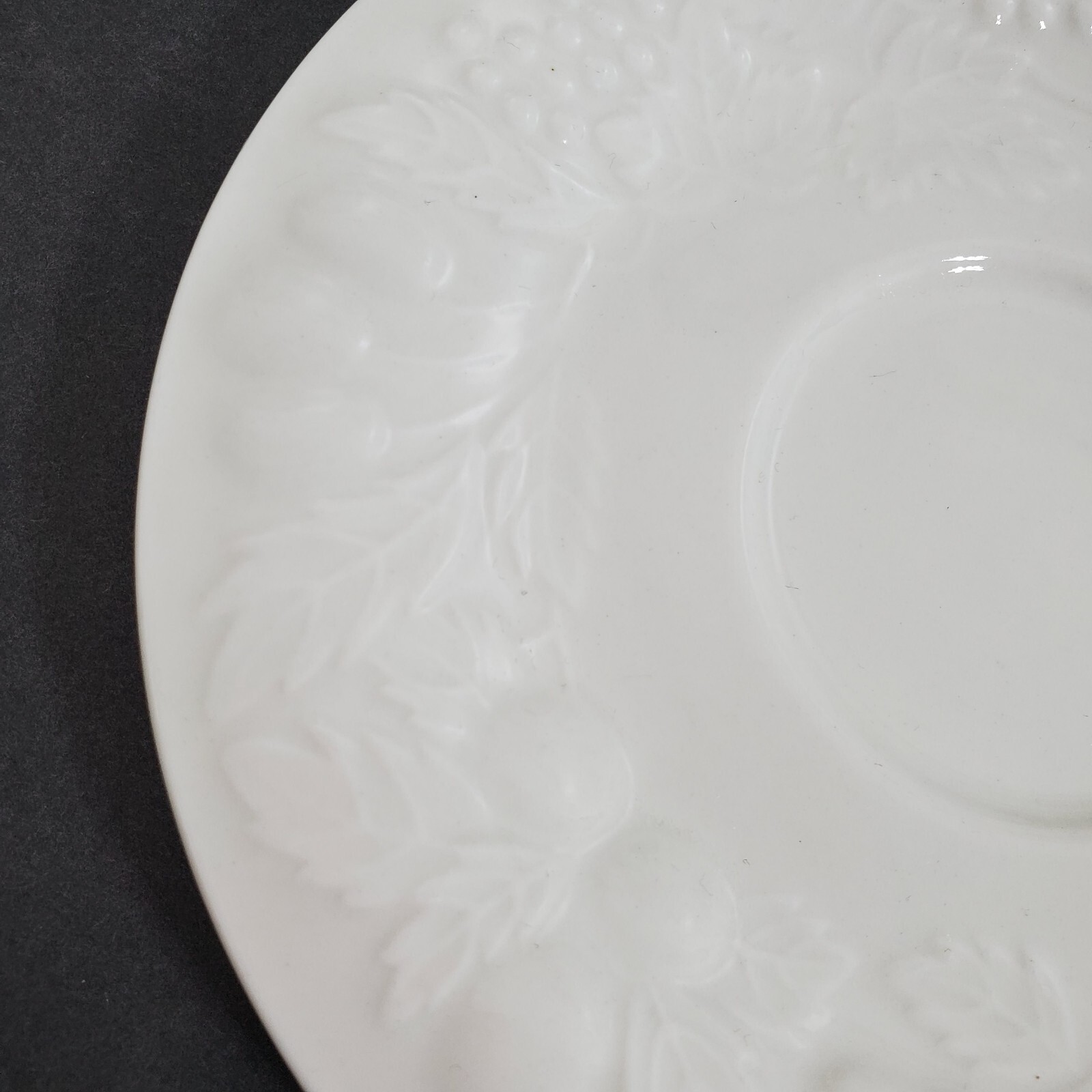 Gibson Designs Fruit Embossed Saucer Appetizer Plates 6.5″ White Round Lot of 12