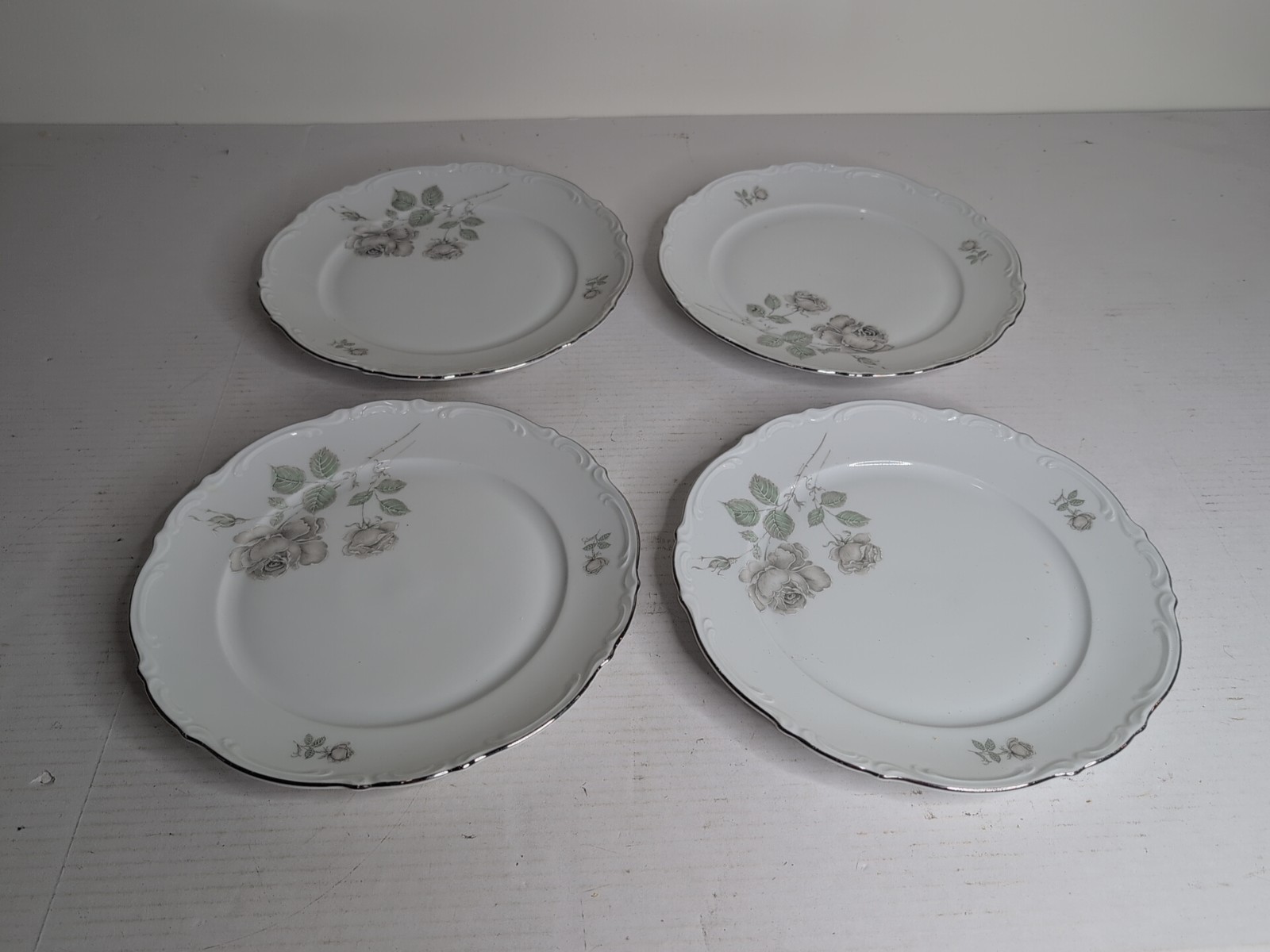 (6) Vtg Mitterteich China Germany Porcelain Mystic Rose Dinner Plates 10.5″