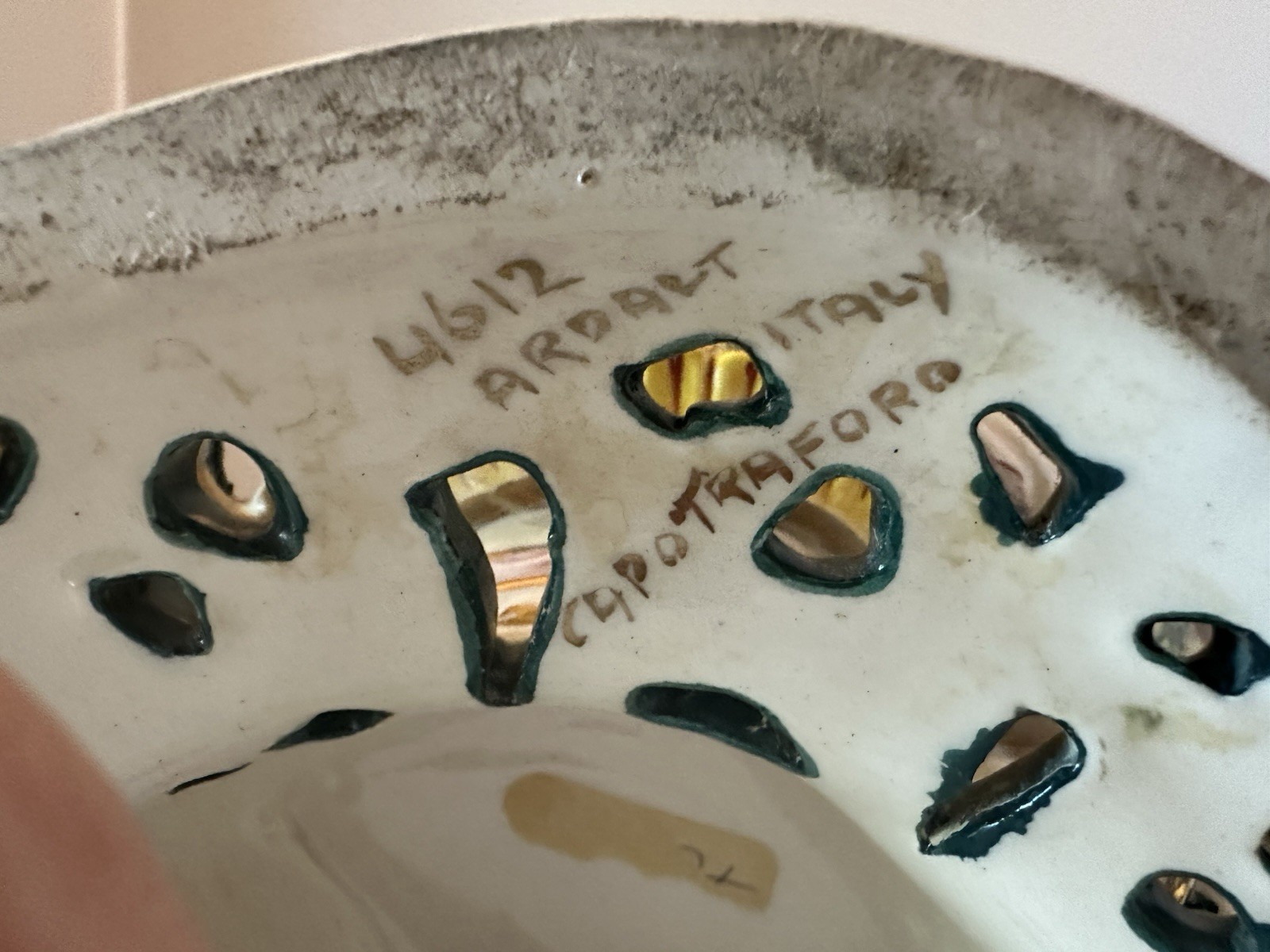 Capodimonte Center Piece Bowl. Hand-painted Ardalt Italy