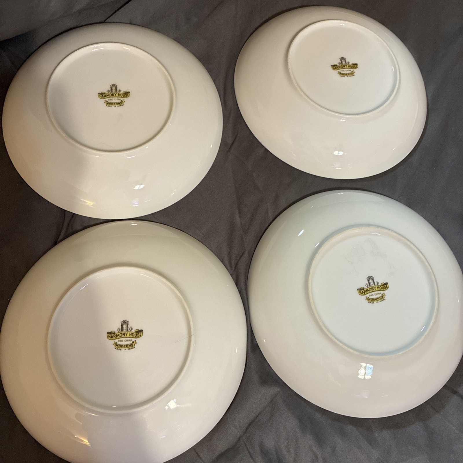 Set of 4 Harmony House Moderne White Fine China w Silver Rim Soup Bowl 7.75 In.