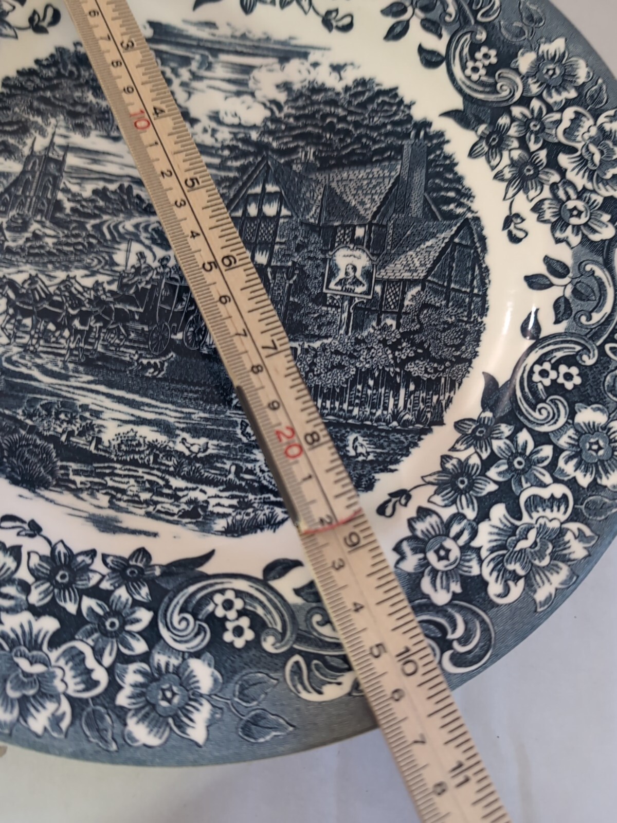 Staffordshire Engravings Blue 17th Century 10.5″ Dinner Plate