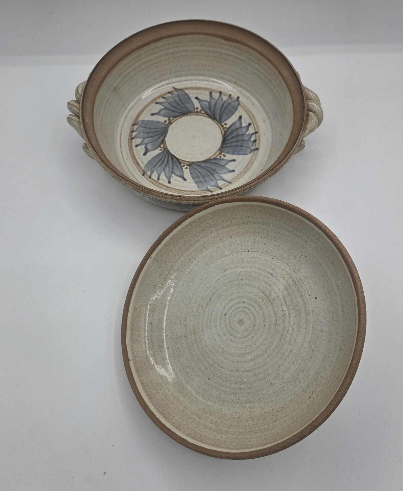 90s The Potter Daughter Charest Pottery 8 in Casserole Dish Lid Spiral Handles
