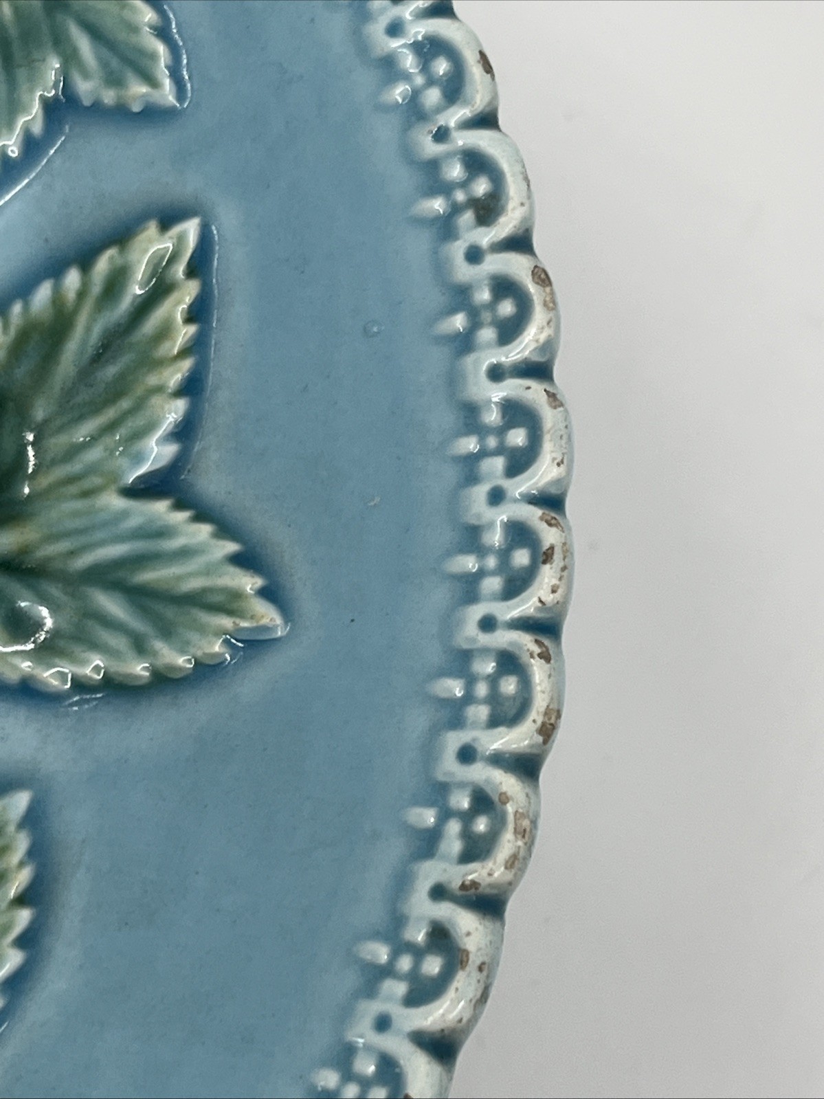 Vintage Zell Majolica Strawberry Pattern 9.25” Pedestal Plate Stand Blue Green