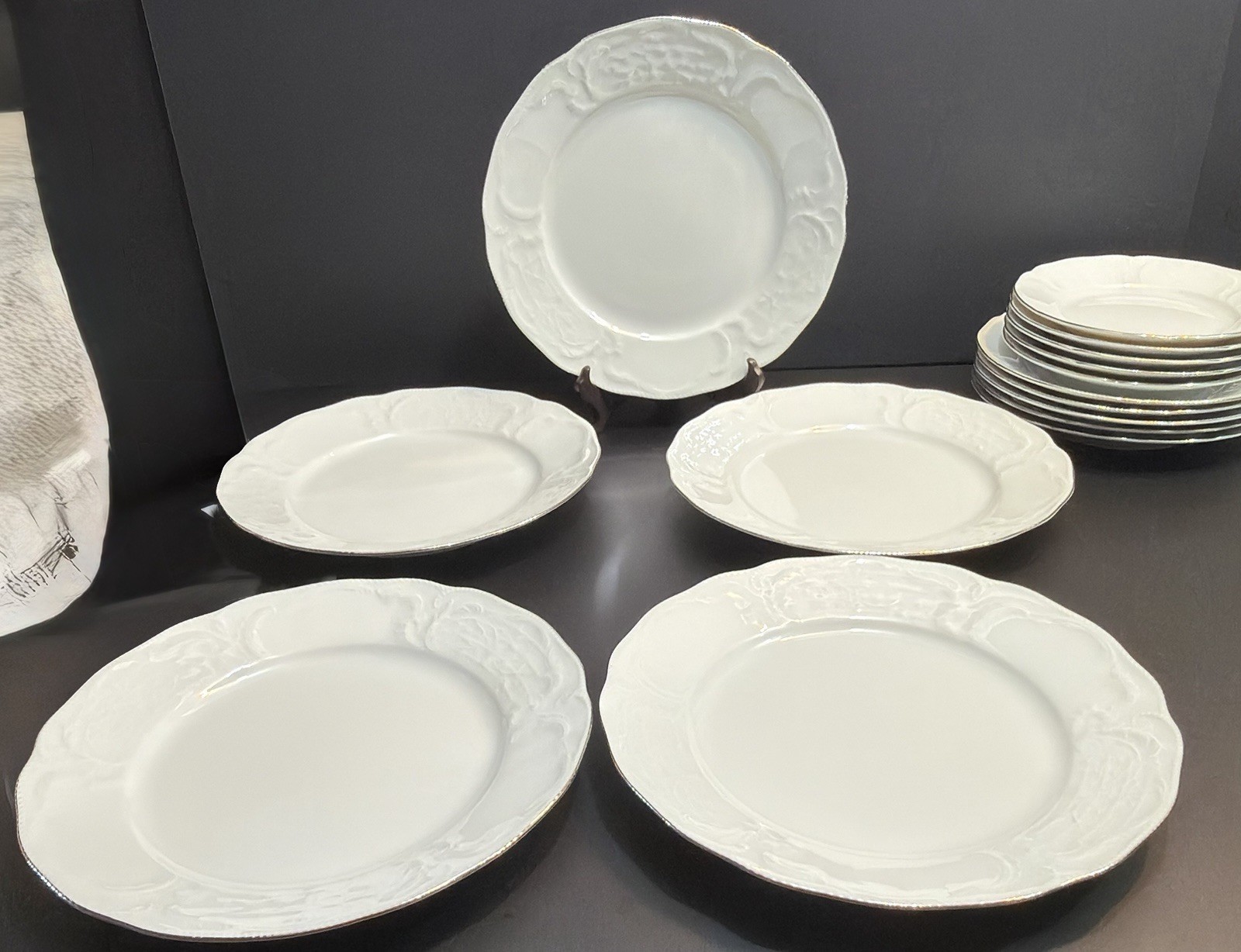VTG Rosenthal Germany Sanssouci White Embossed 15Pc Dinner Set 5place Setting EC
