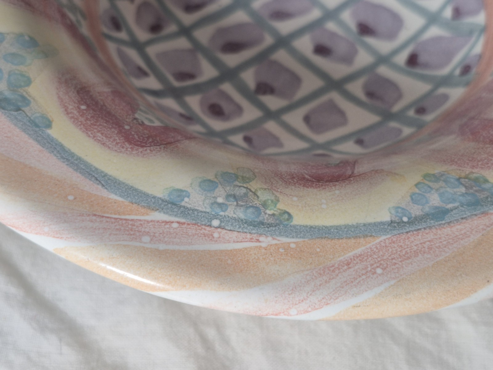 Vintage 1992 MacKenzie-Childs Keukenhof Bowl Flat Rim 8 3/8″ Diameter