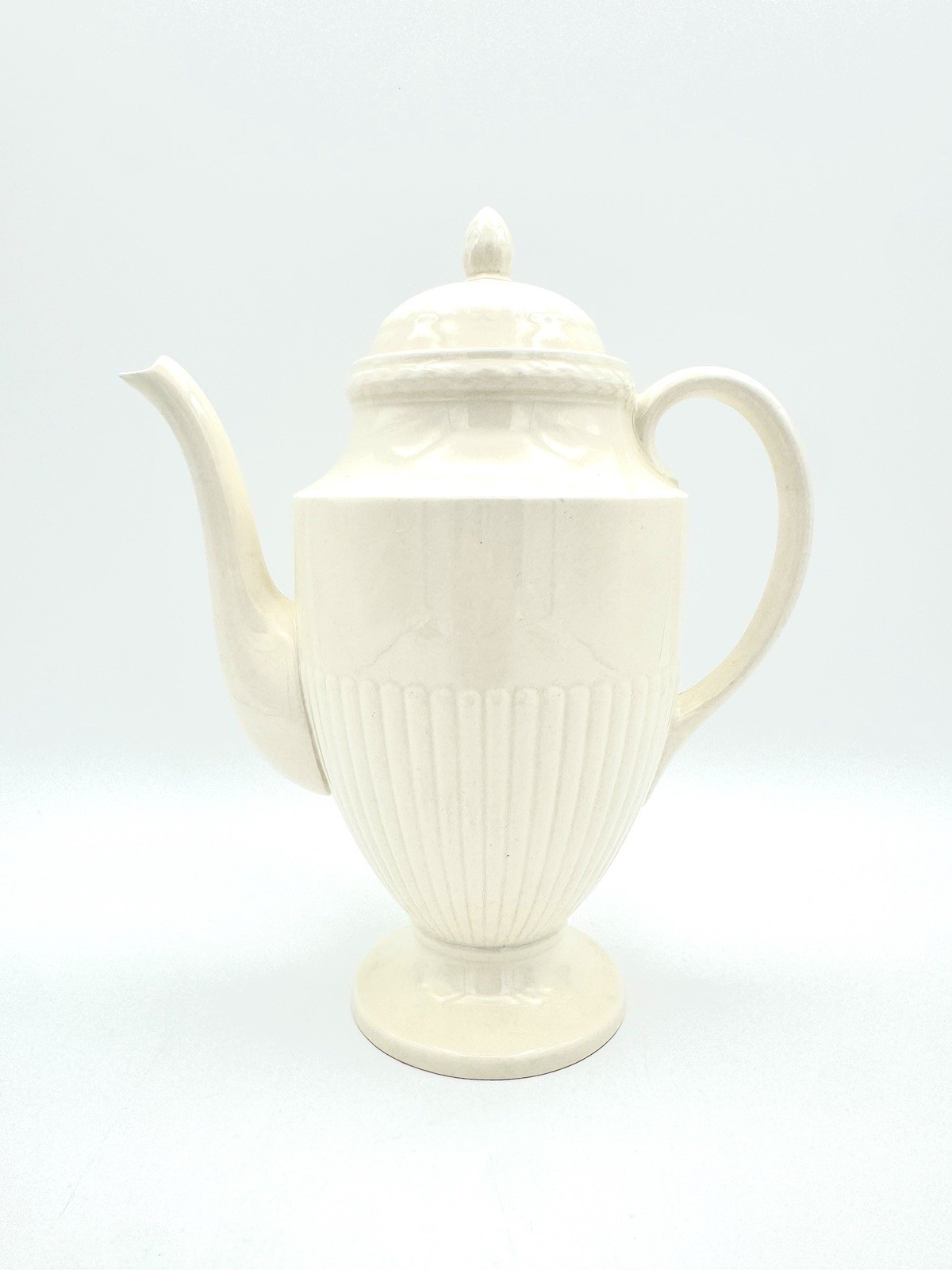 Wedgwood Edme – 3 Cup Small Coffee Pot & Lid, 8 5/8”