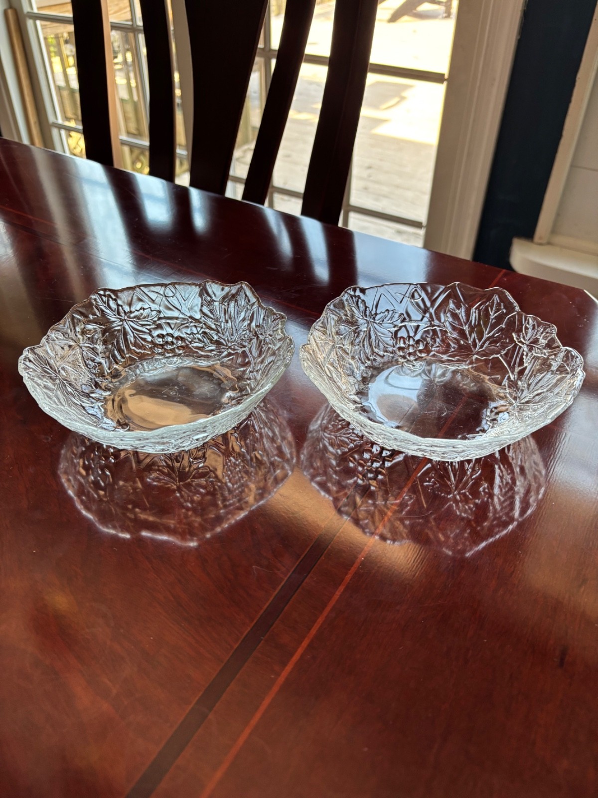 VINTAGE PAIR OF PRESSED GLASS BOWLS WITH EMBOSSED GRAPEVINES ON OUTSIDE 6-½”