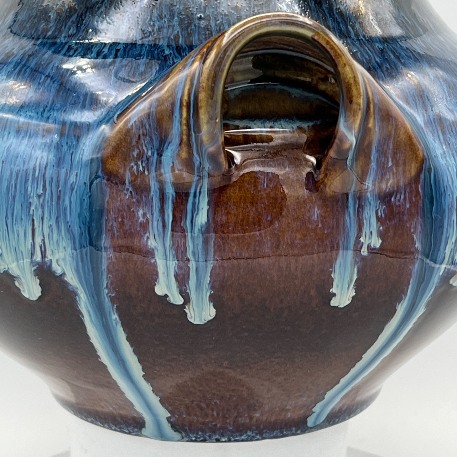 BILL CAMPBELL Studio Art Pottery Porcelain Jar Blue Drip Glaze RARE MINT