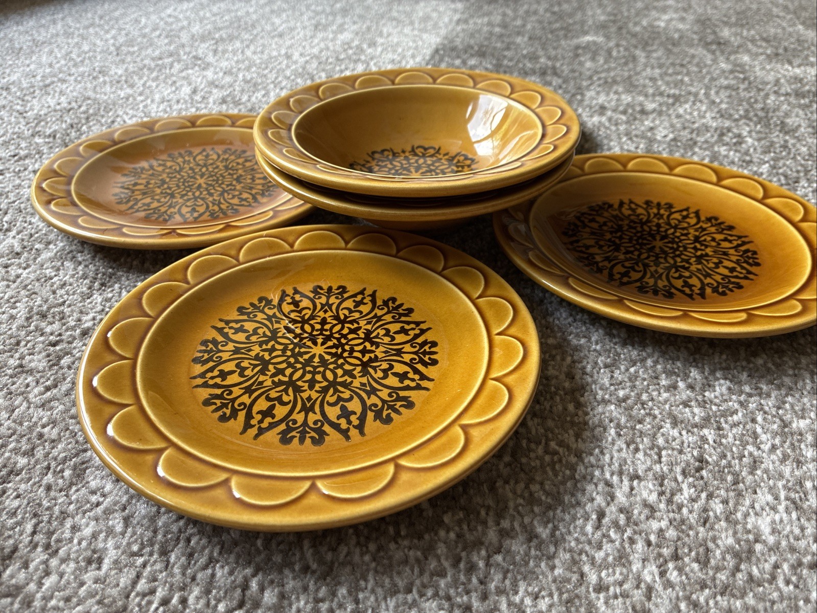 6 Homer Laughlin Coventry Castilian 6” 4 Saucers + 2 Bowls Vintage Granada Boho