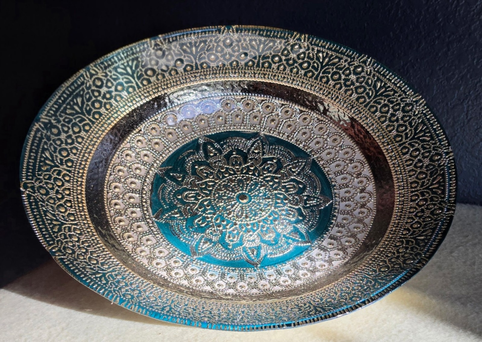 Turkish Glass Round Oval Serving Gold Green 11.5″ X 9″ X 2.5″ Beautifully Made