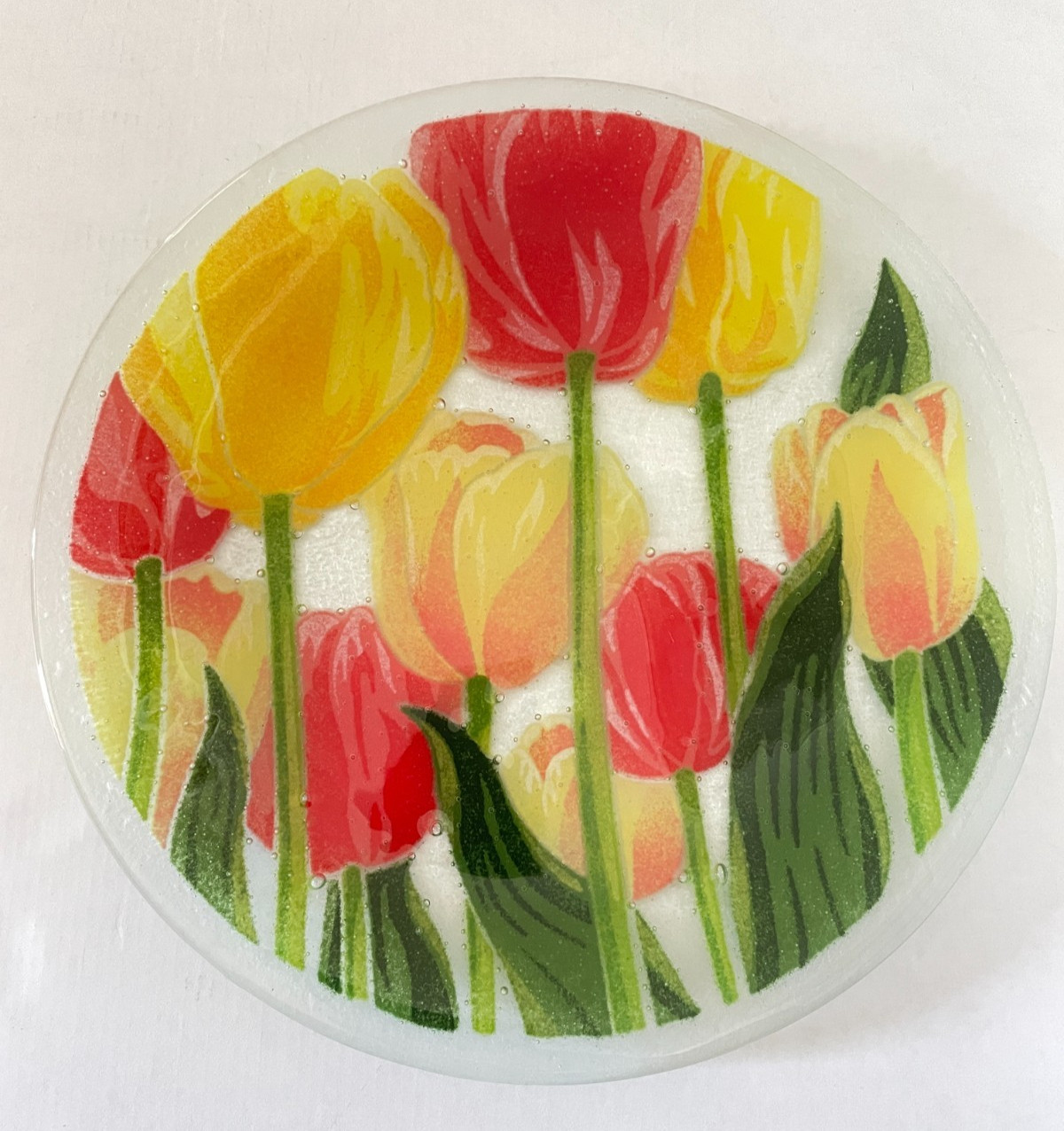 Peggy Karr Tulips Fused Art Glass Plate 11″ Floral Home Decor Cottagecore 2008