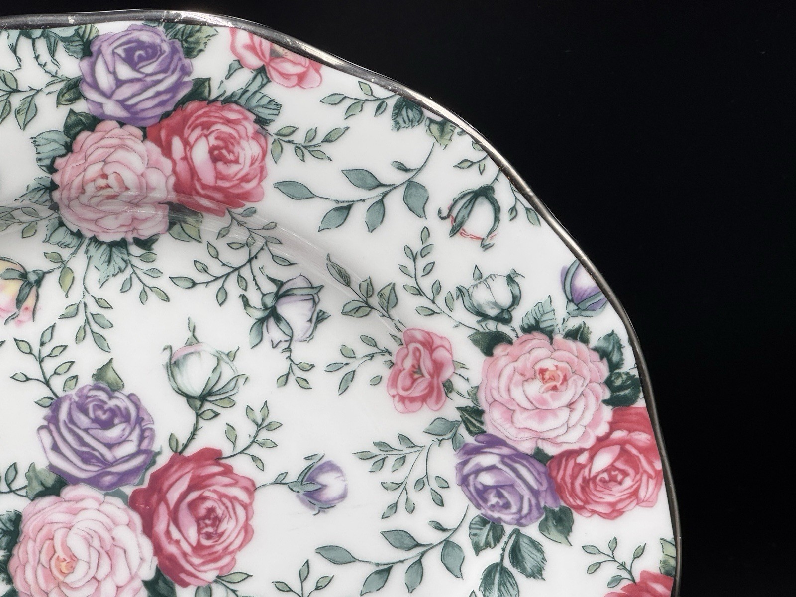 Set of (7) Royal Albert ROSE GARLAND 8.125″ Bone China Salad Plates England