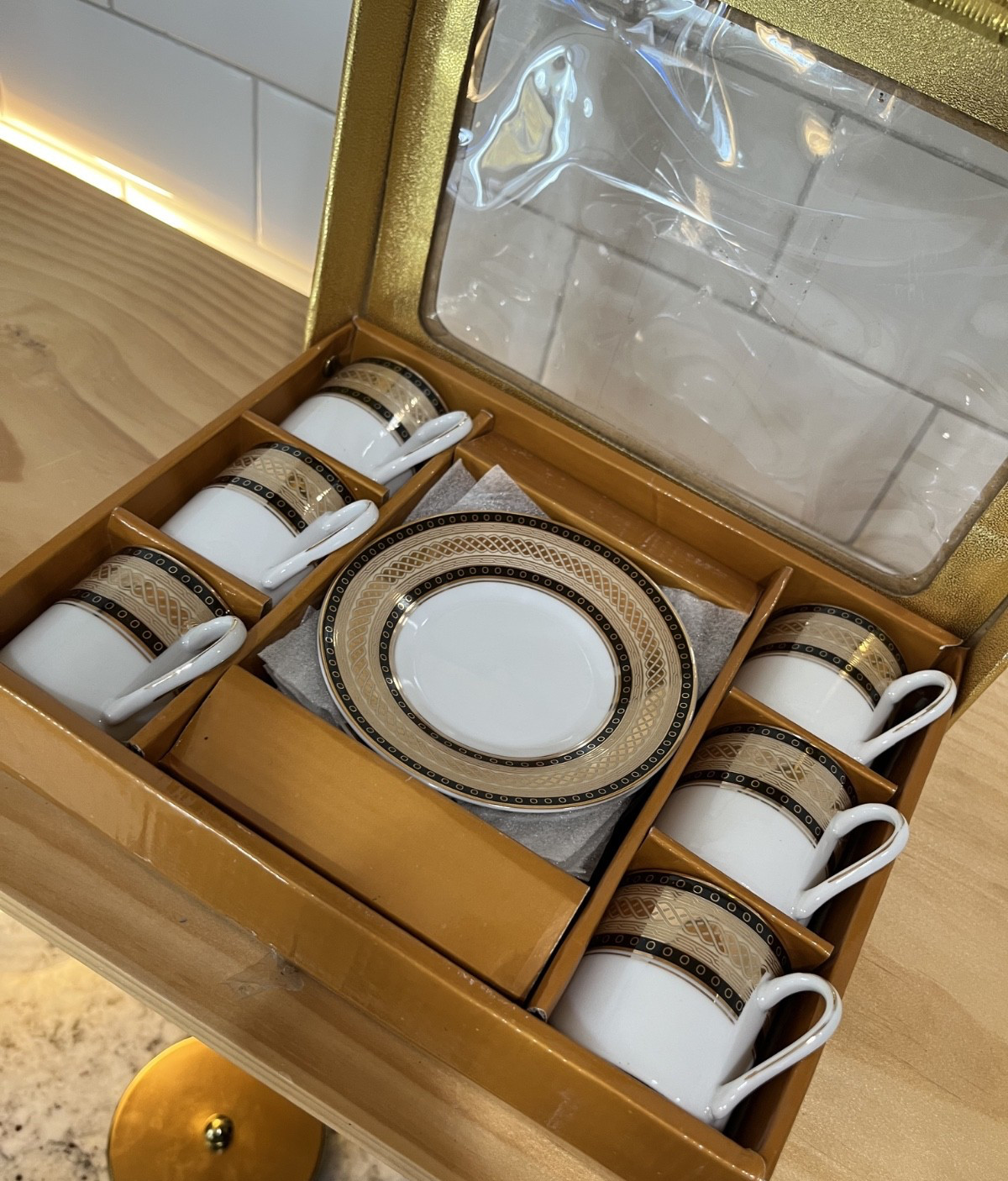 VTG Nour Black Gold Porcelain Demitasse Cups & Saucers Twelve Piece Set Espresso