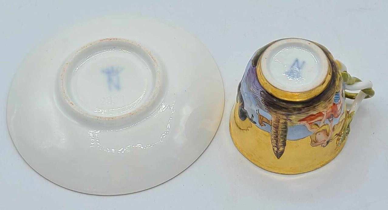 Antique 1800s Richard Ginori Capodimonte Hand Painted Cup & Saucer