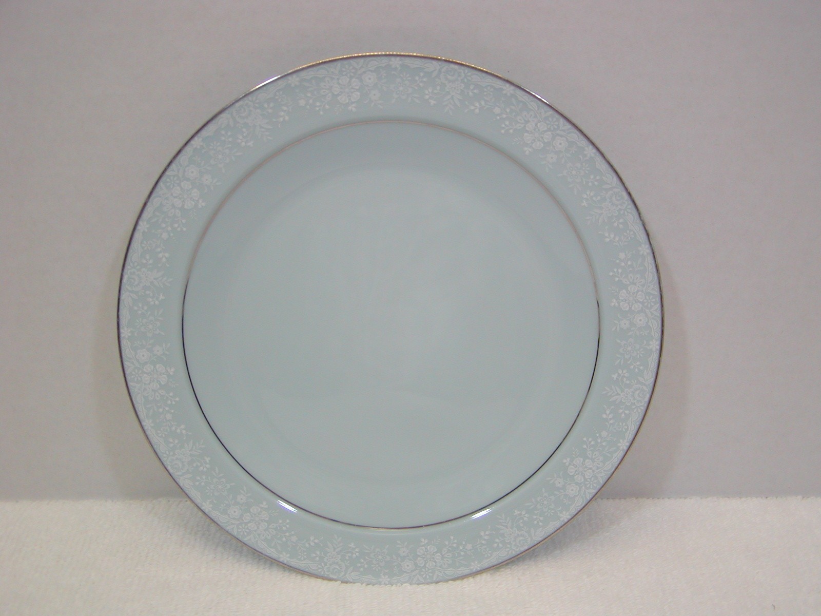 4 VINTAGE NORITAKE FIDELITY 8-1/4″ SALAD PLATES