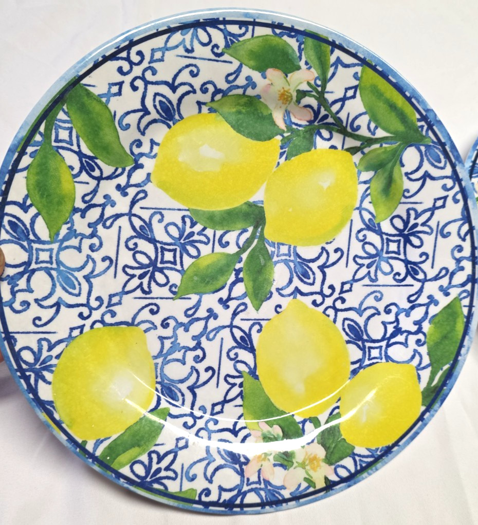 Set Of Two Beautiful 9-in Lemon Plates
