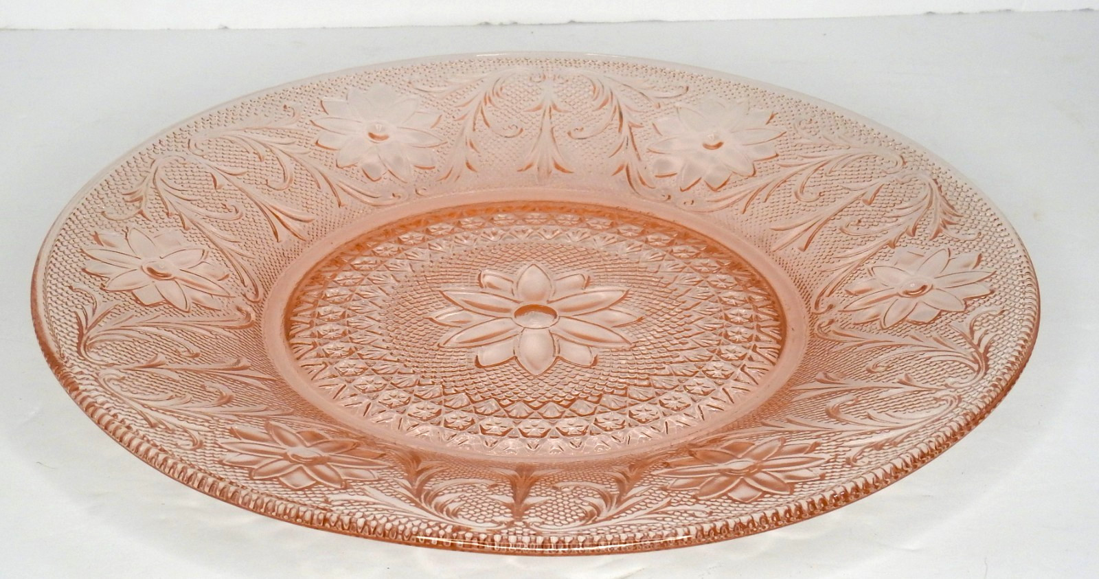 Set 4 Tiara PINK Sandwich Indiana Glass 10 3/8″ Round DINNER PLATES EUC