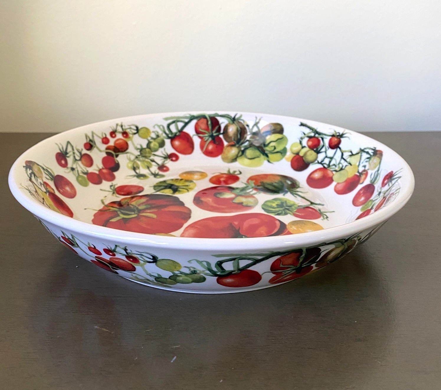 Emma Bridgewater Vegetable Garden Tomatoes Medium Pasta Bowl – 9 1/2 inches
