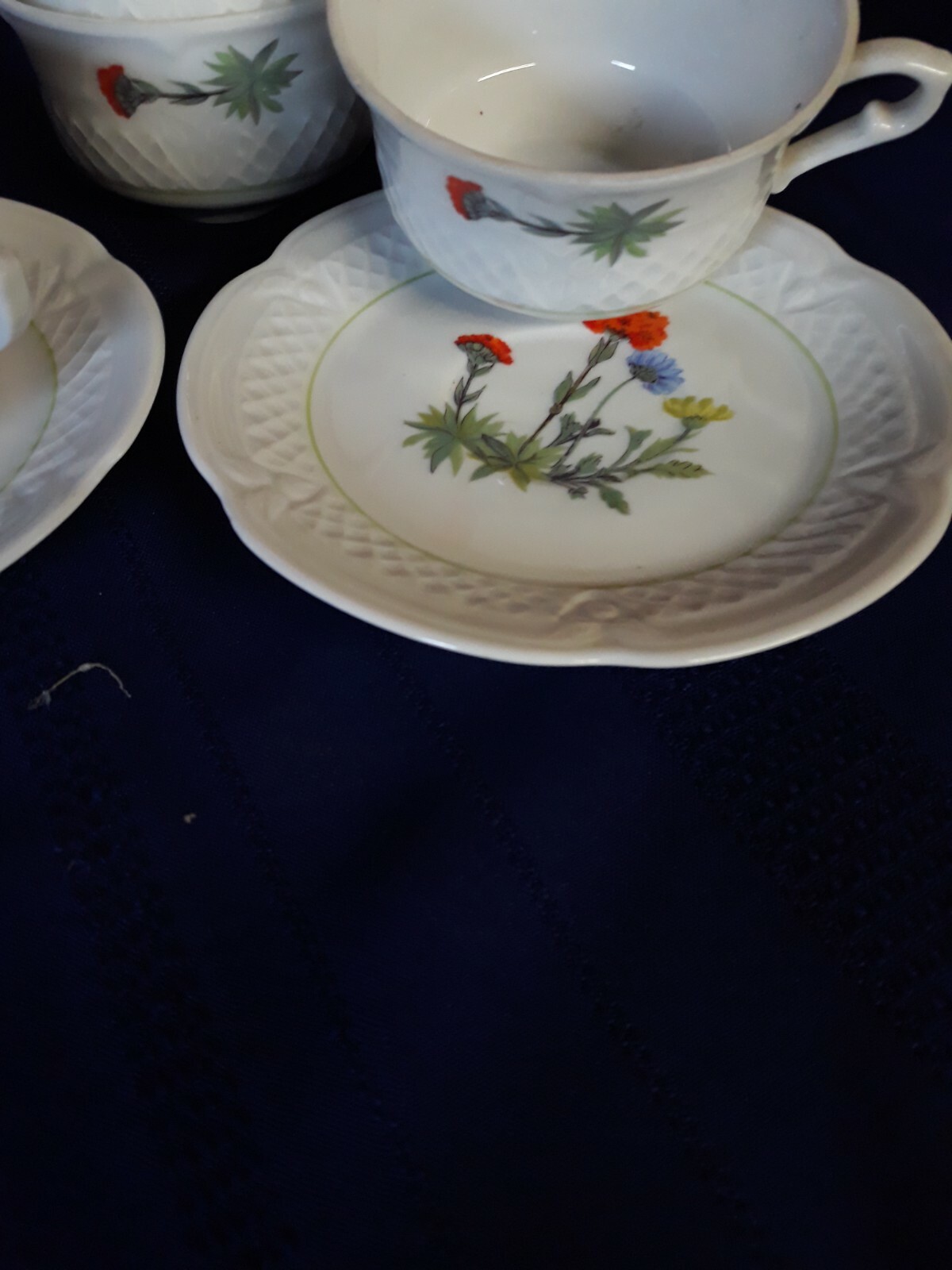 LOURIOUX, WILD FLOWERS, 2 Cups & Saucers and 2 Cups