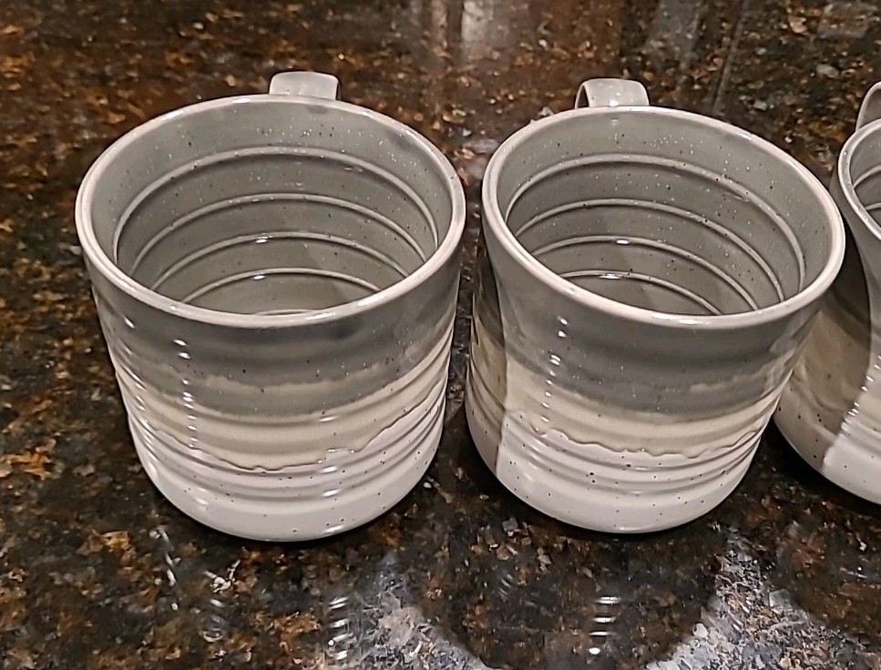 SET (4) Baum HEARTH Drip Glaze Gray Stoneware 15 oz Coffee Mugs