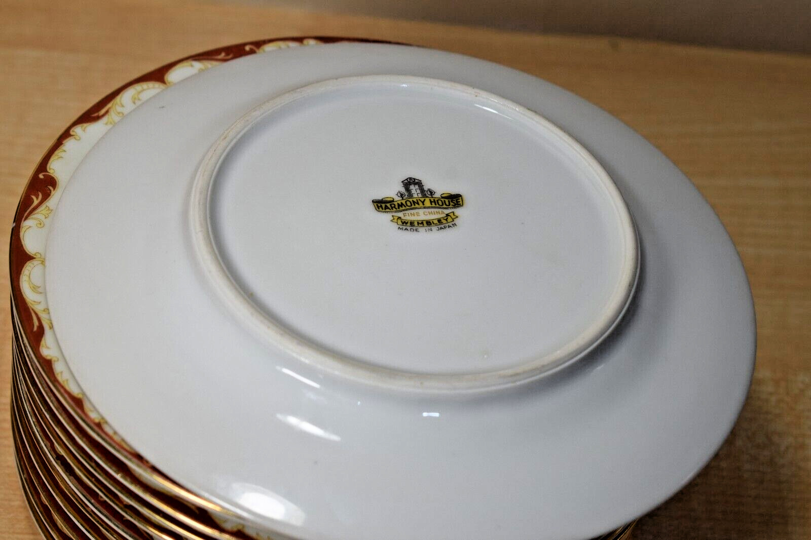 Harmony House Wembly Bread & Butter Plates 6in – Lot of 11