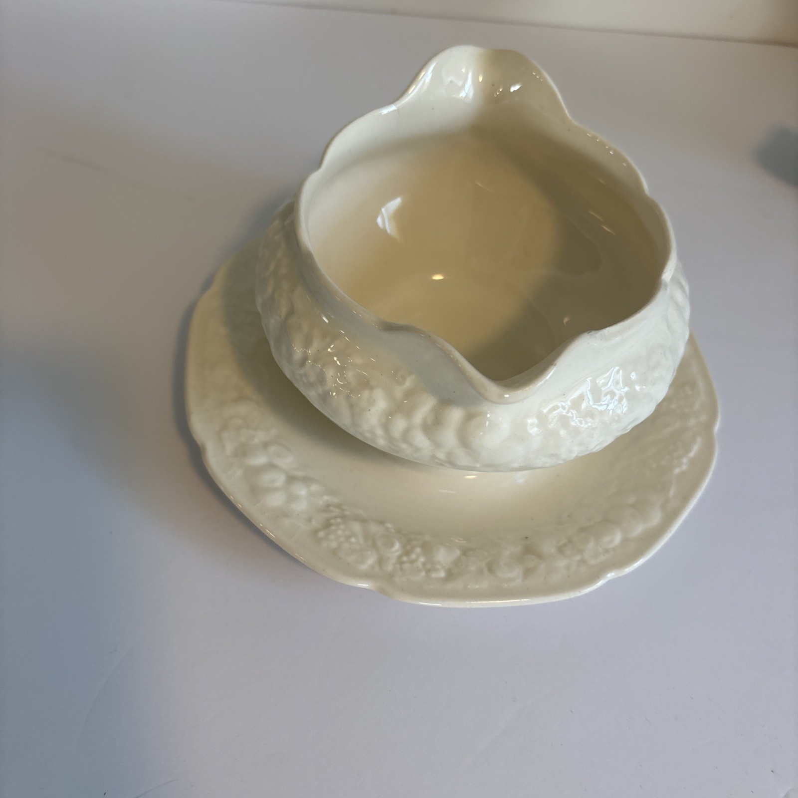 Crown Ducal Florentine Ivory Colored Gravy Boat with Attached Underplate