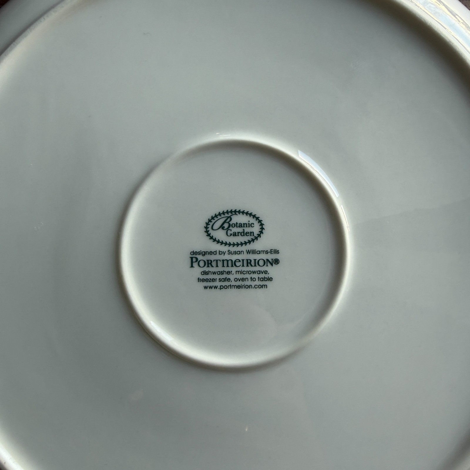 Botanic Garden by Portmeirion Rare Pierced Edge 8.5″ plate-Ivy Leaved Cyclamen