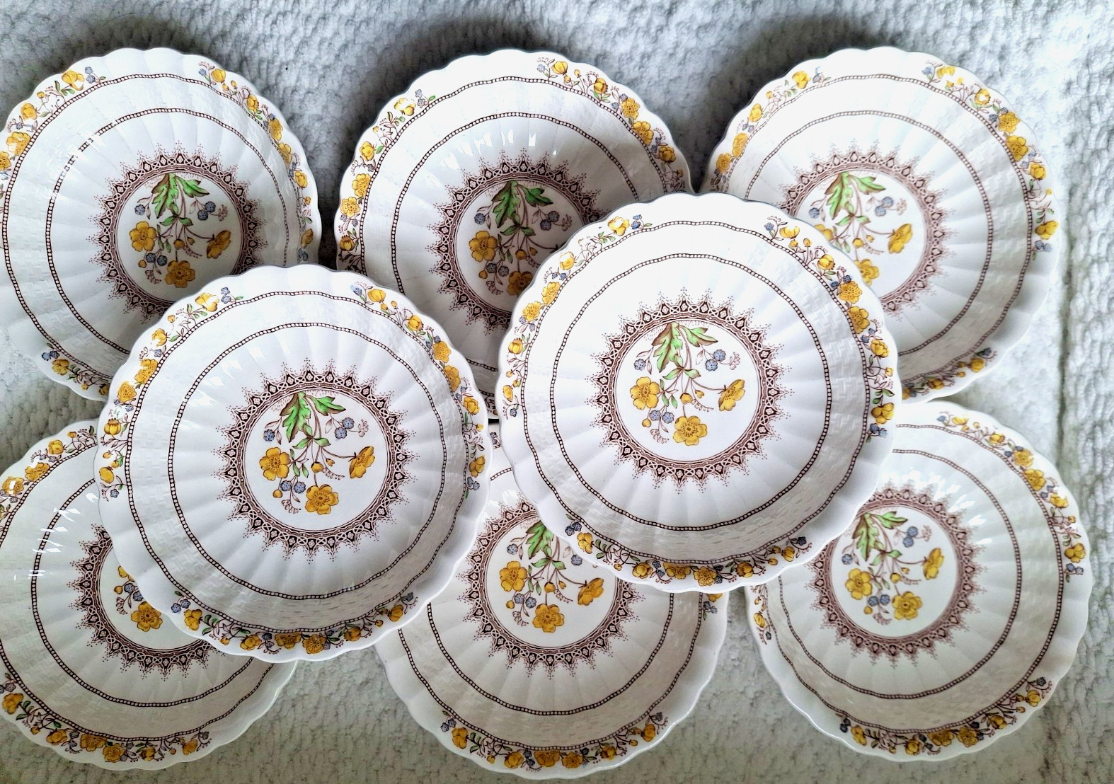 Set Of 8 Spode Buttercup Copeland Soup Cereal Bowls 6 1/4″
