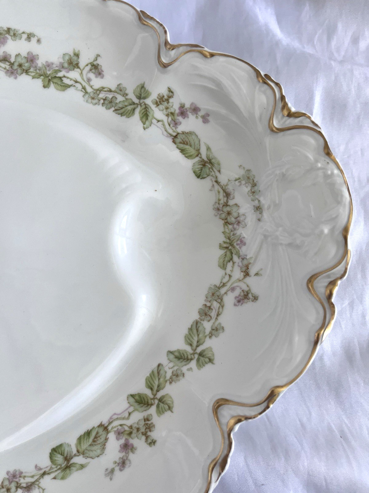 HAVILAND Limoges Charonne 20″ oval serving platter w/ wells. Limoges