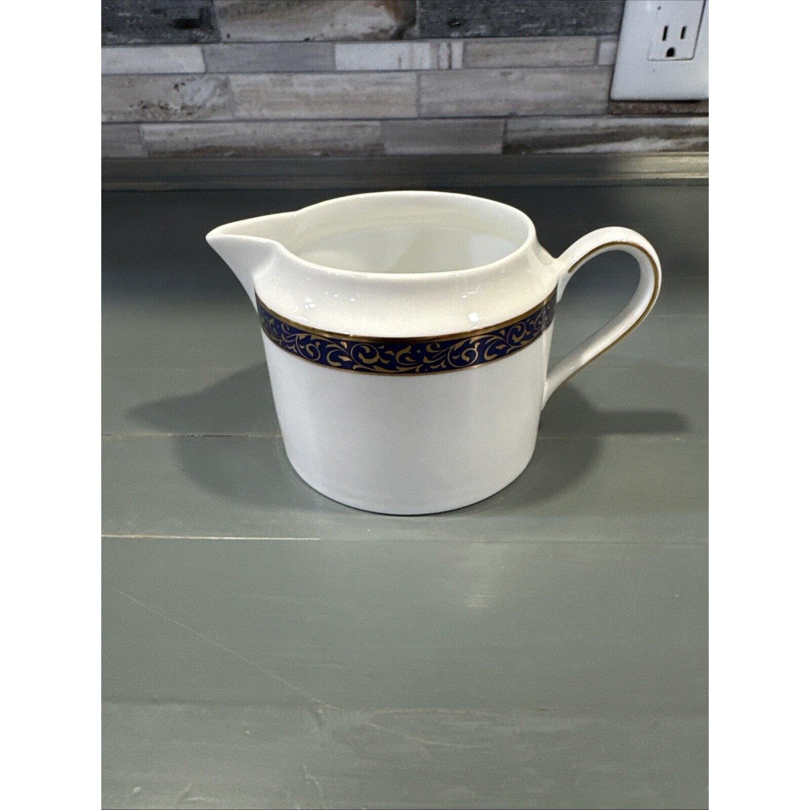 Nikko Cobalt Filigree Blue Gold Floral Band White Creamer