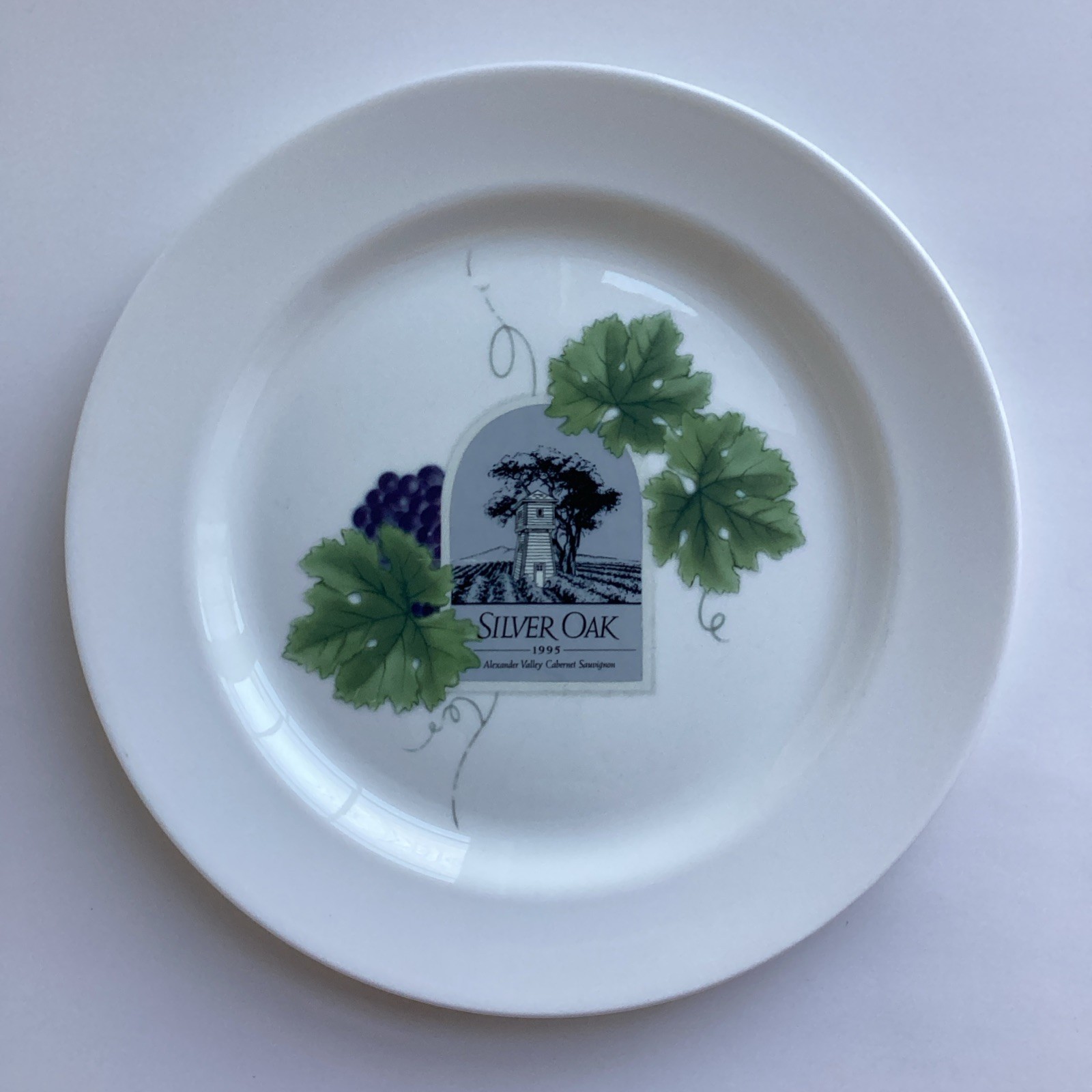 Wedgwood Grand Gourmet Vintage Collection Dinner Plates Set 8 Wine Label 9-3/4”
