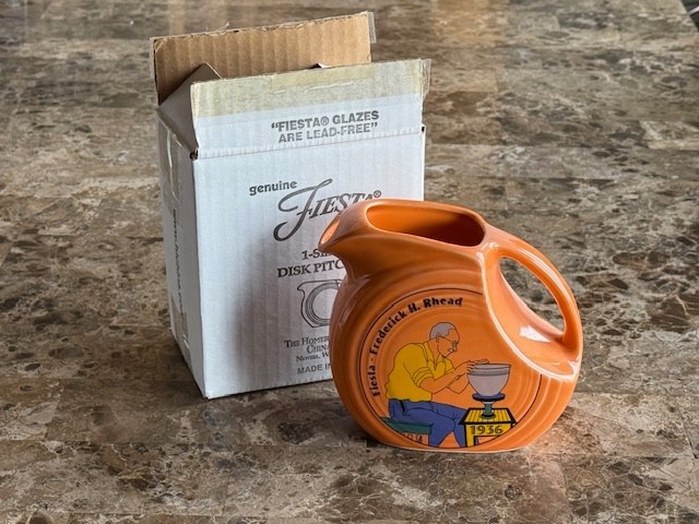 FIESTA HLCCA 1936 TANGERINE 28 OZ JUICE PITCHER – NIB – FREDERICK RHEAD