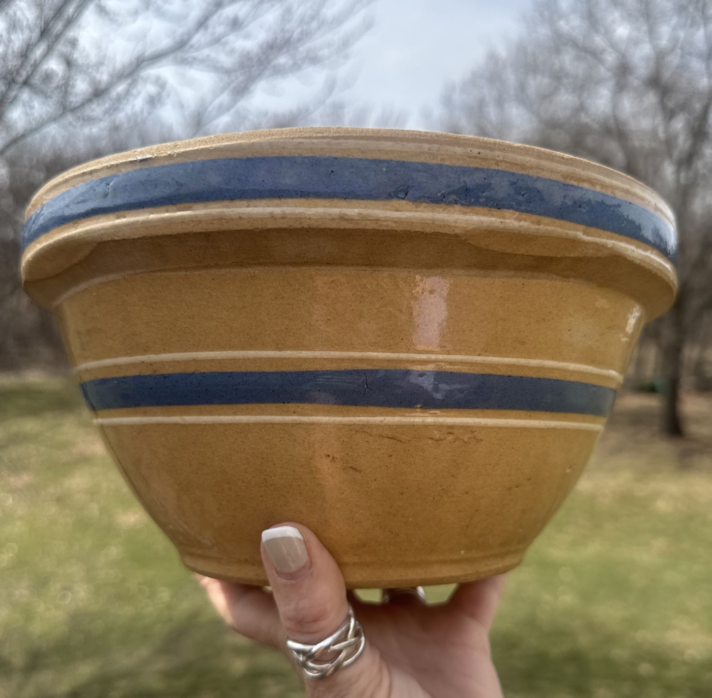 Antique YellowWare Bowl Rare#9 Blue White Stripe 9 in Marked USA Primitive