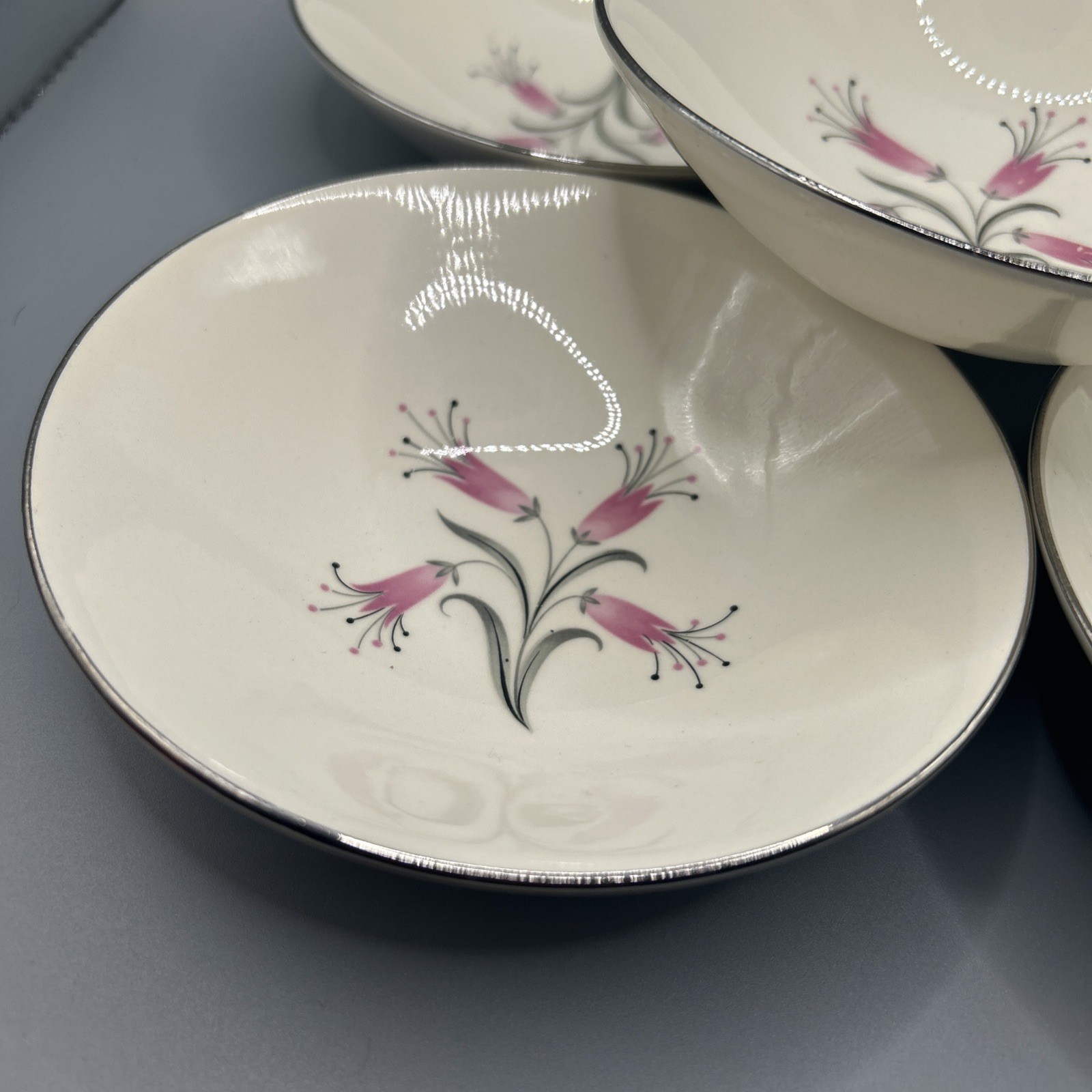 5-Homer Laughlin Big Pay-Off 4.25” Coupe Soup Bowls by Bess Myerson Pink Floral