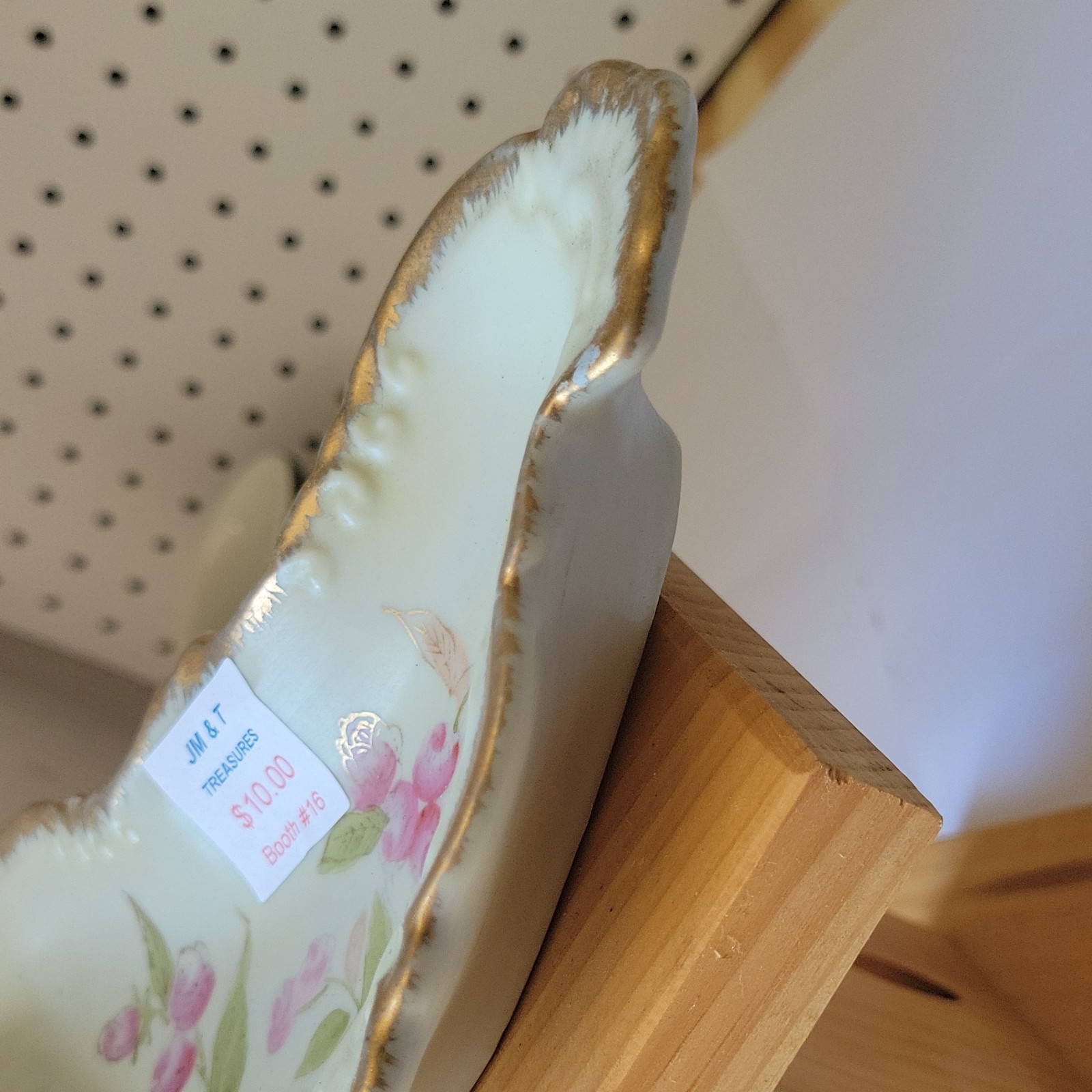 Floral Porcelain Oval Bowl Gold Trim Scalloped Rim 8.5″ Long White Pink Green