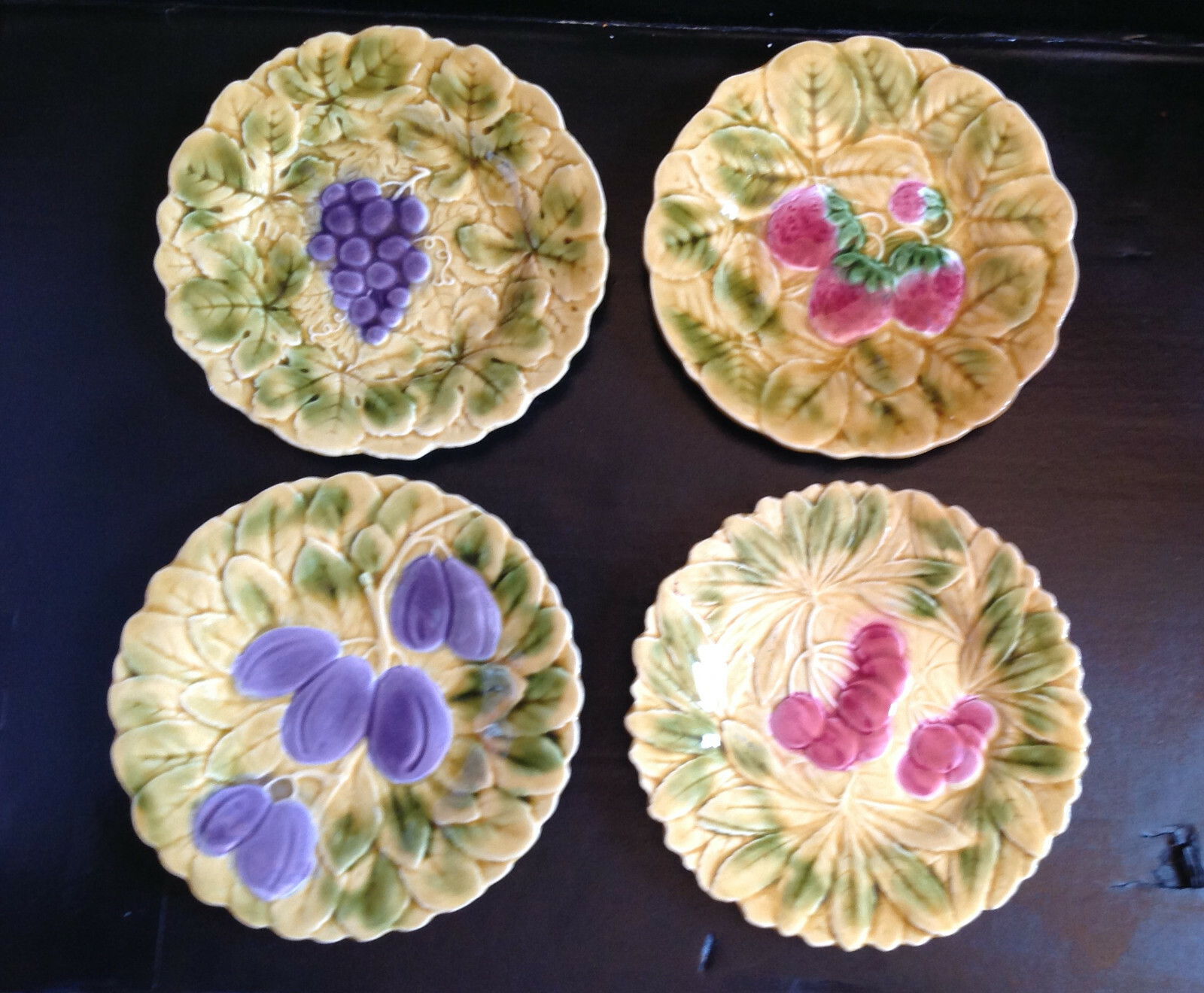 Four (4) Sarreguemines, France Majolica Fruit Salad Plates 7.5″