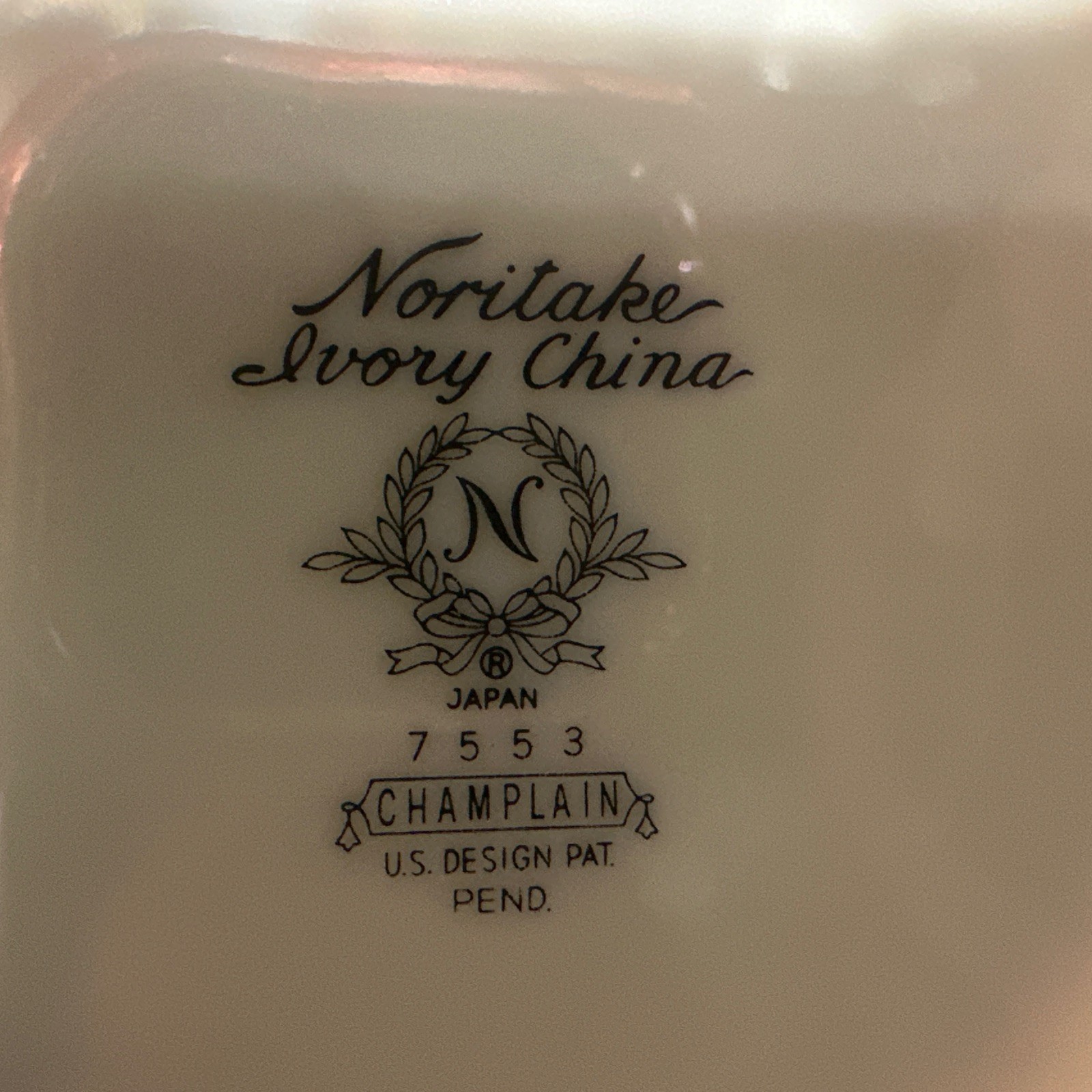 Noritake Ivory China Champlain Coffee Pot 7553 Japan White Silver 6 Cup Mint